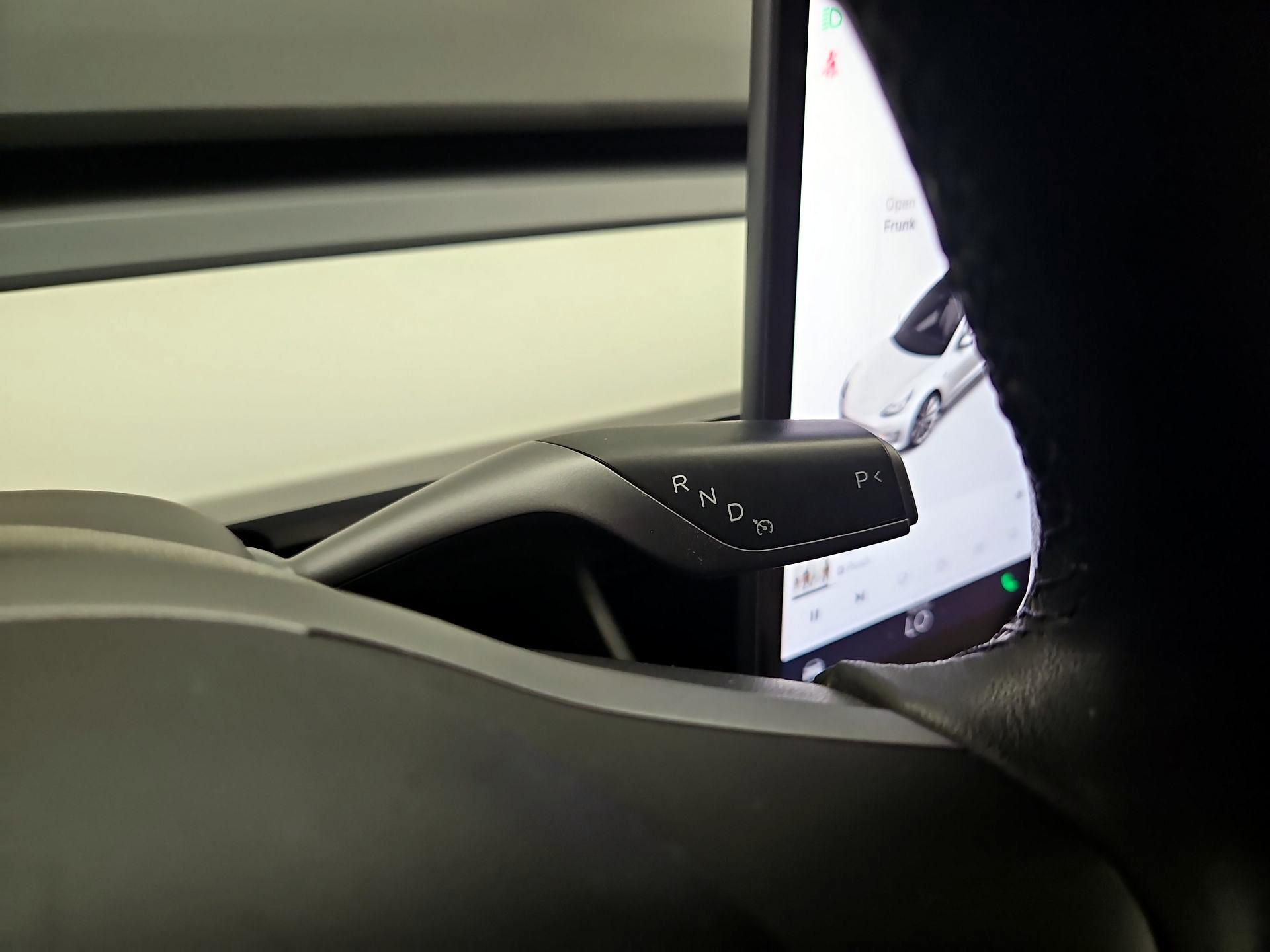 Thumbnail: 2020 Tesla Model 3 - 17