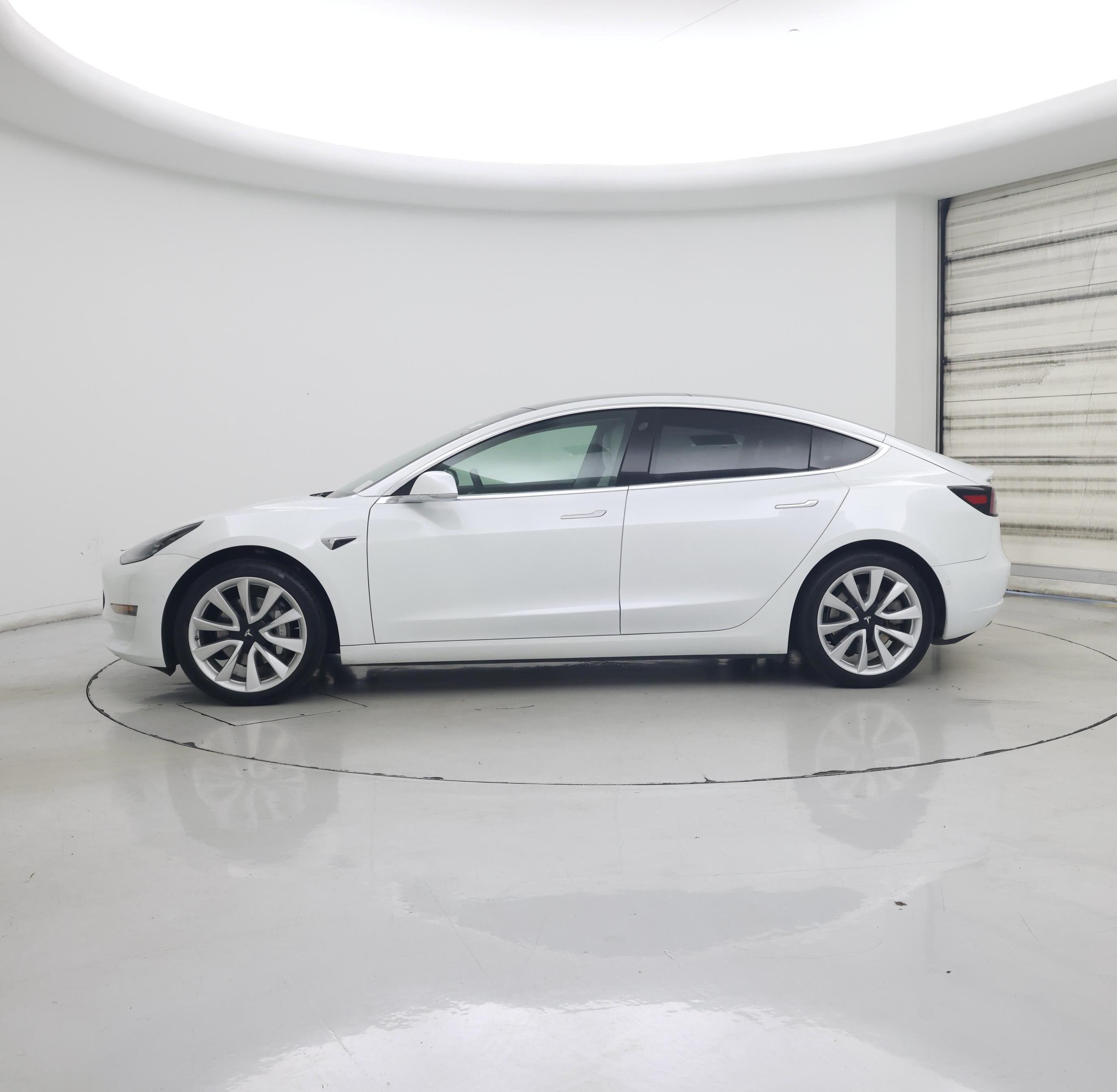 Thumbnail: 2020 Tesla Model 3 - 3