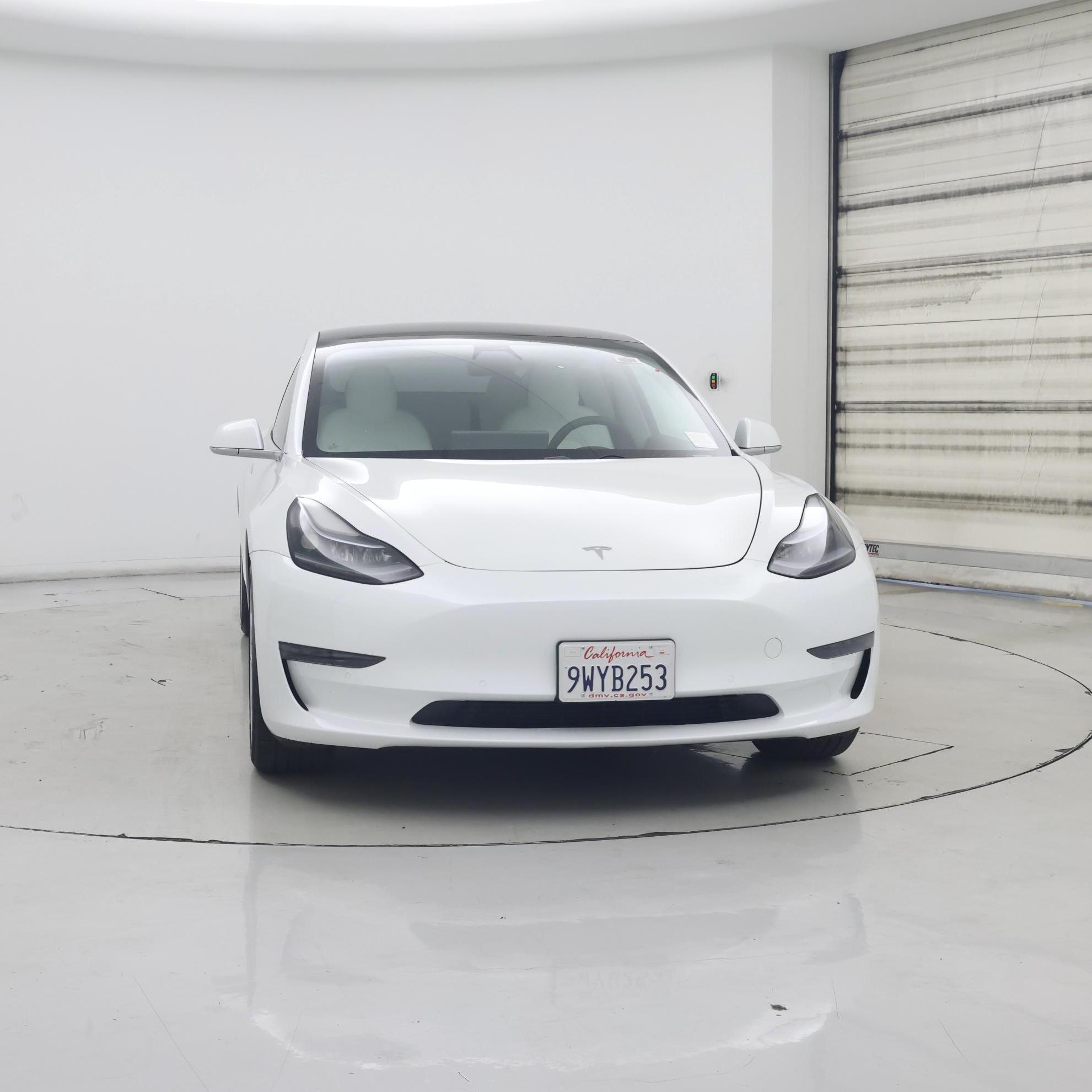 Thumbnail: 2020 Tesla Model 3 - 5