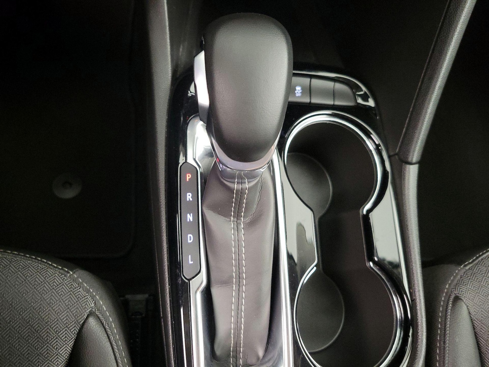 2025 Buick Encore GX Preferred - Photo 18