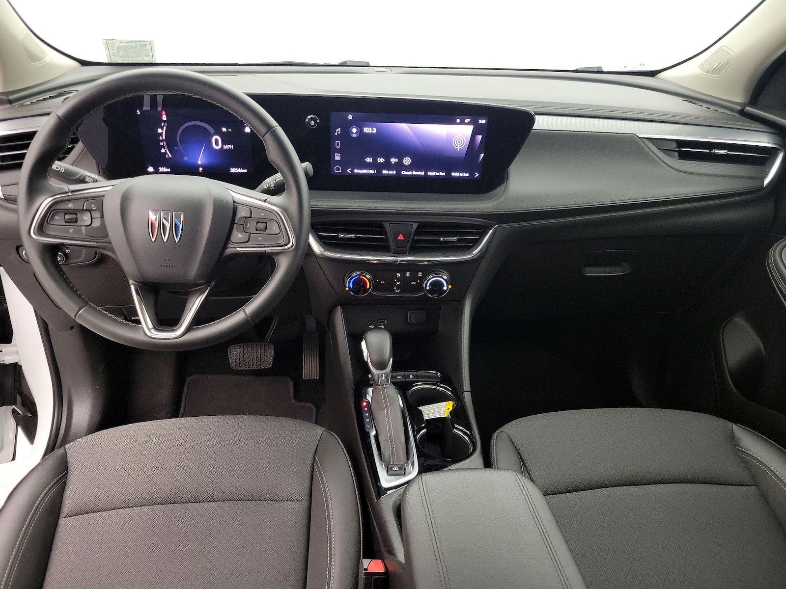 2025 Buick Encore GX Preferred - Photo 10