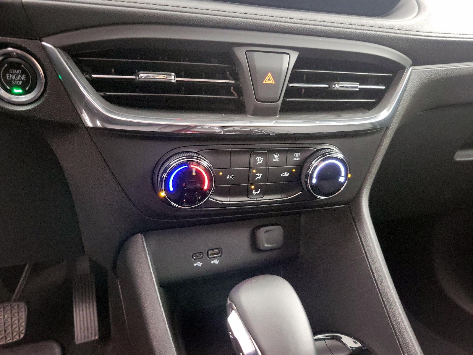 2025 Buick Encore GX Preferred - Photo 17