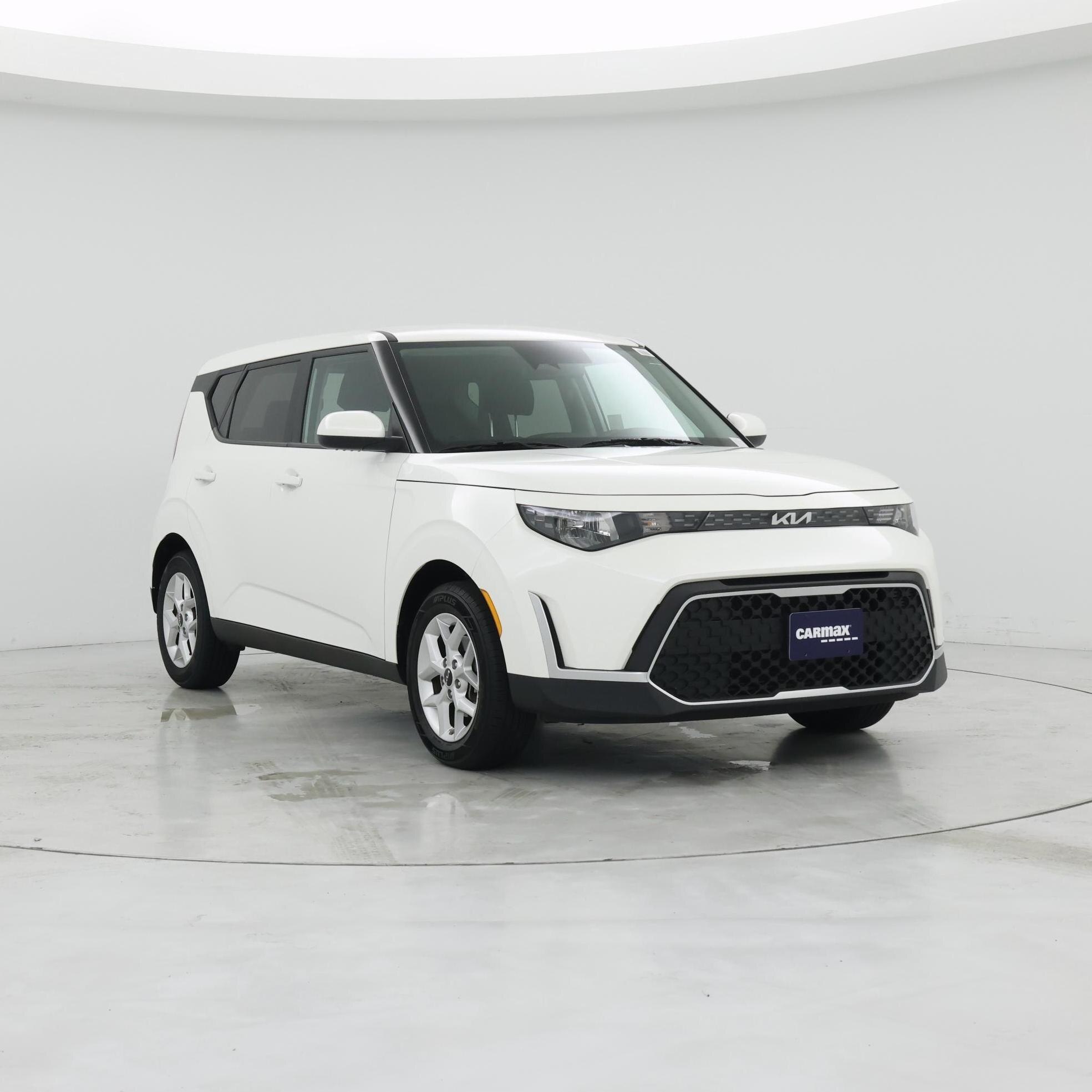 White 2025 Kia Soul SUV / Crossover Front-Wheel Drive Automatic