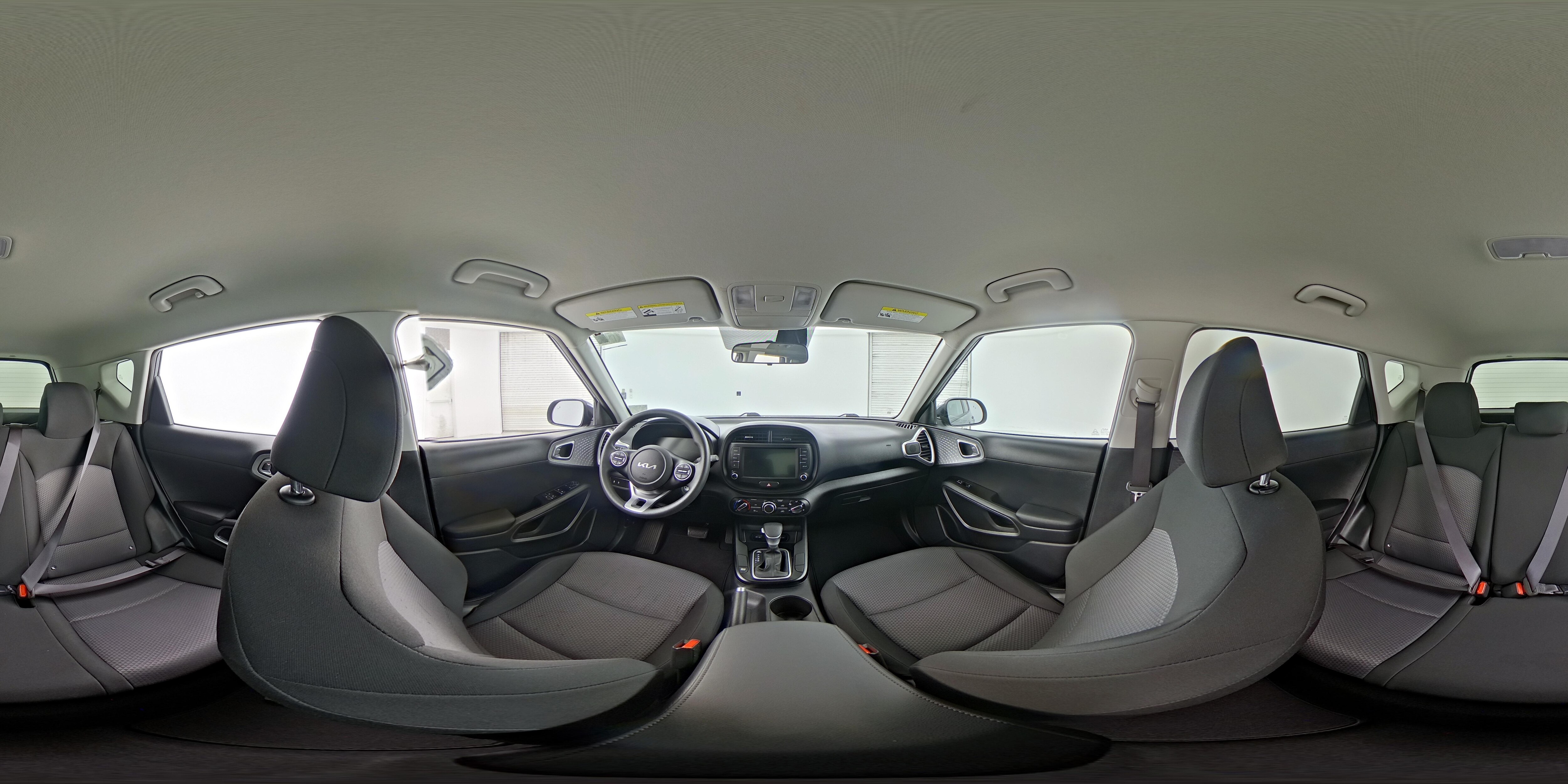 2025 Kia Soul LX - Photo 23