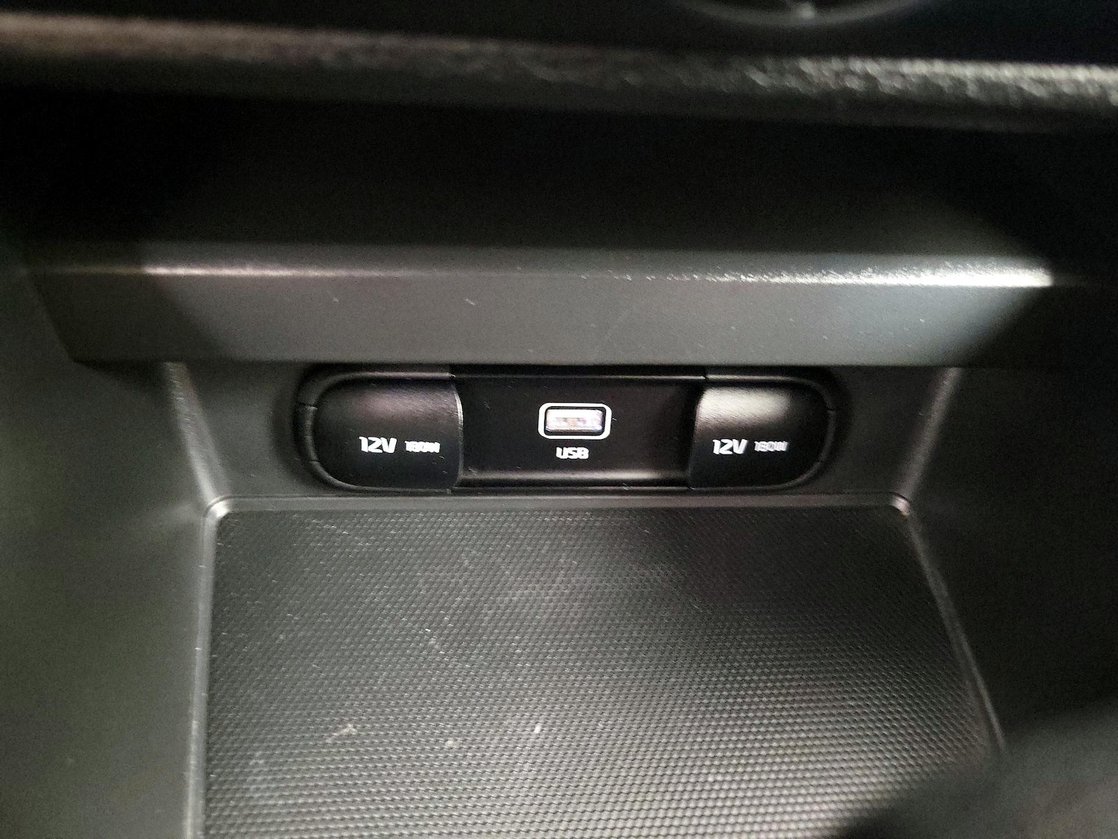 2025 Kia Soul LX - Photo 18