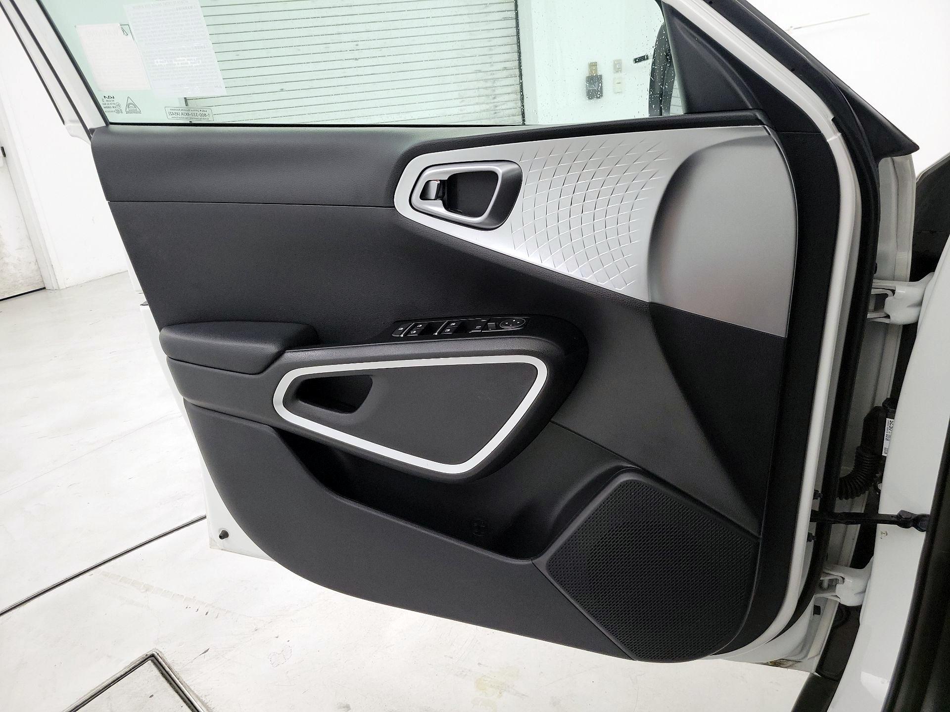 Thumbnail: 2025 Kia Soul - 12