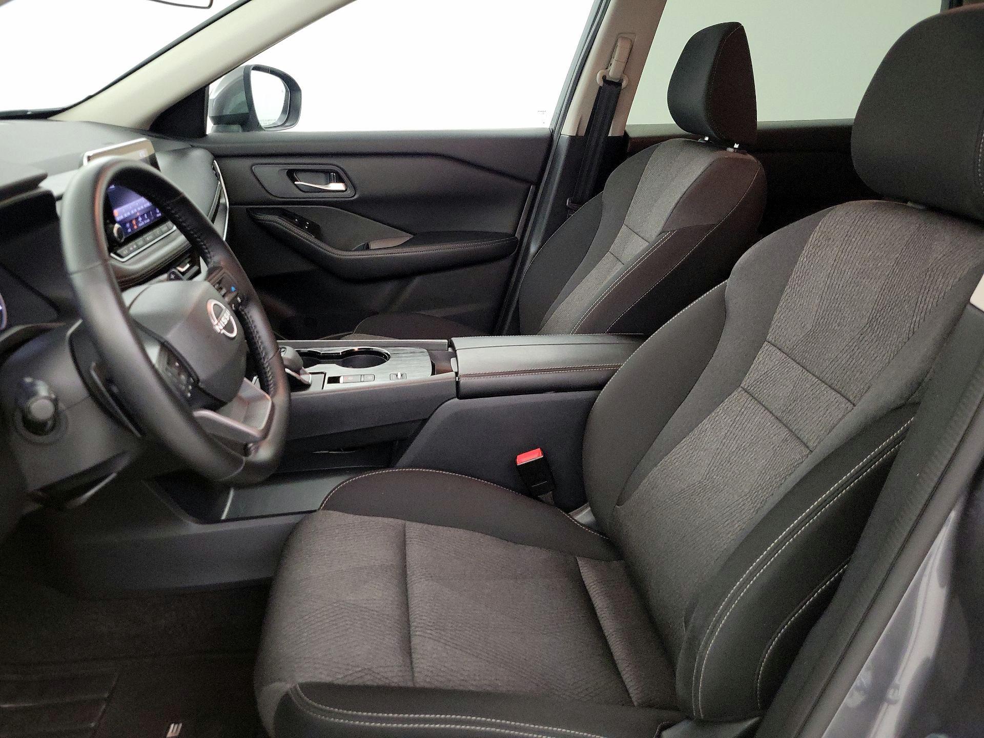 Thumbnail: 2025 Nissan Rogue - 11