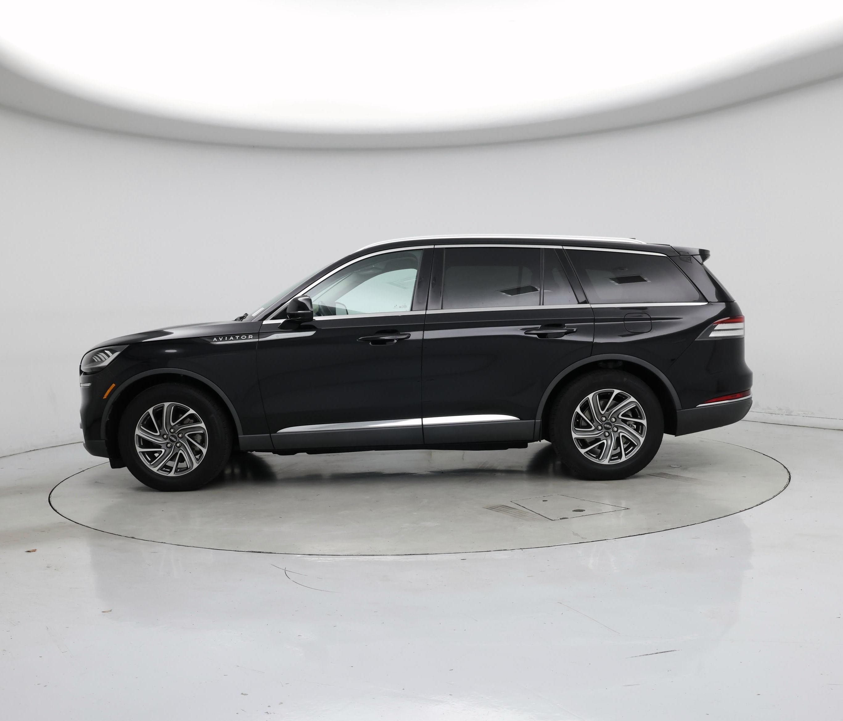 Thumbnail: 2020 Lincoln Aviator - 3