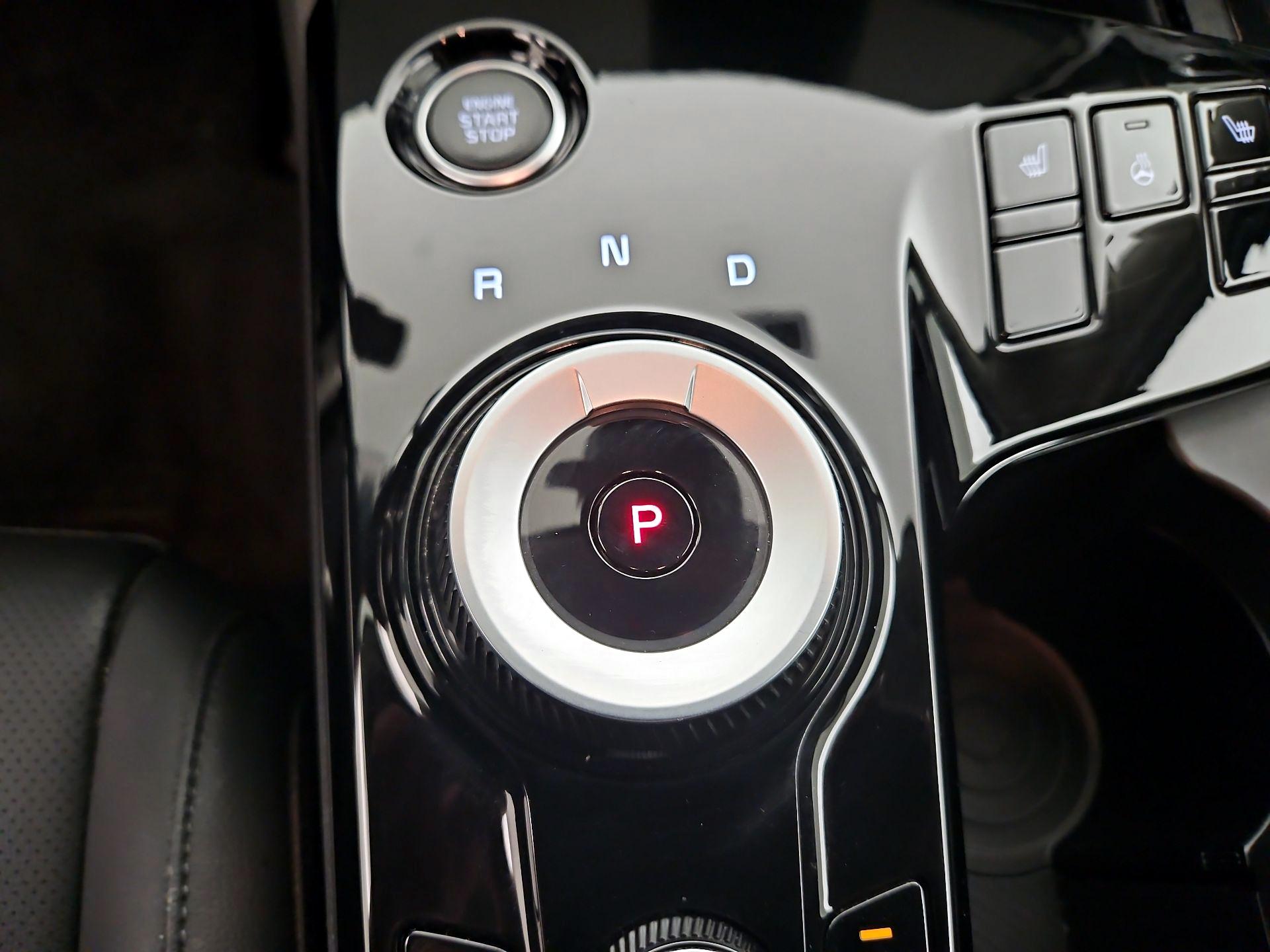 Thumbnail: 2023 Kia Sportage - 18