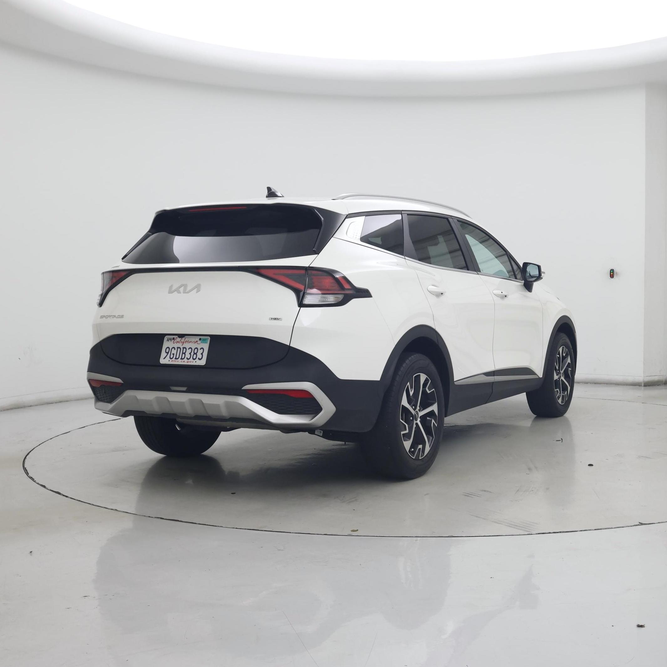 Thumbnail: 2023 Kia Sportage - 8