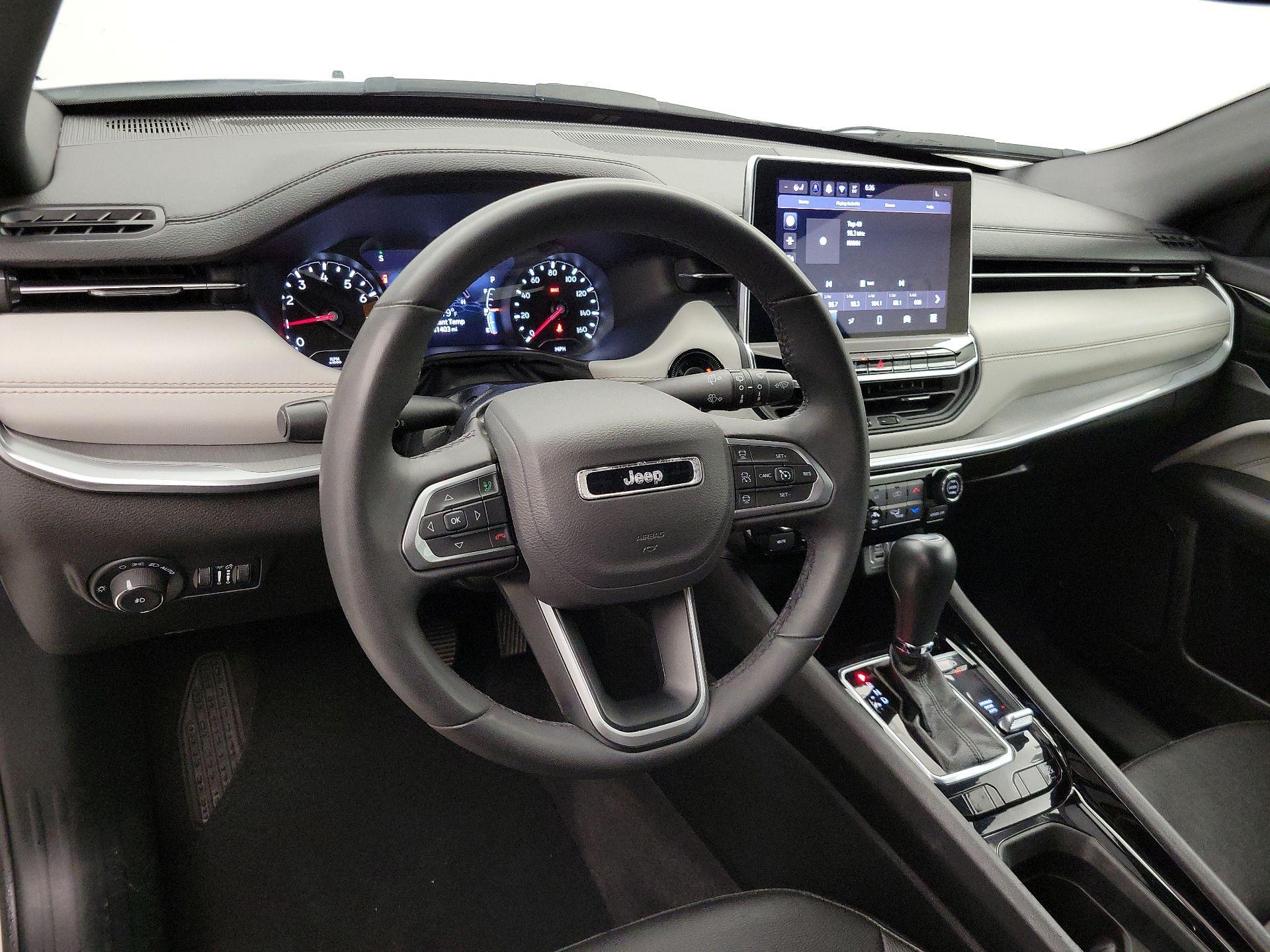 Thumbnail: 2025 Jeep Compass - 9