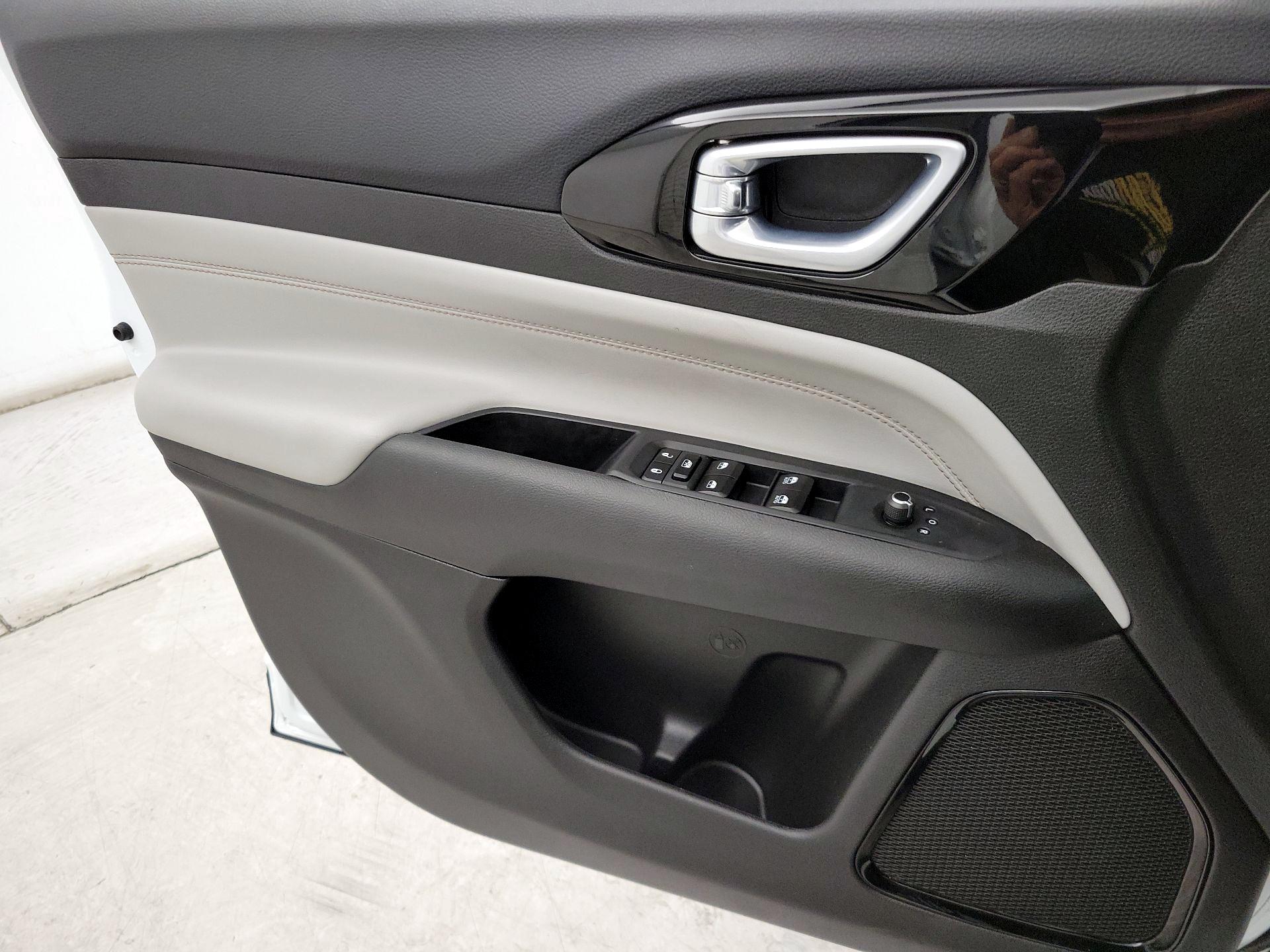 Thumbnail: 2025 Jeep Compass - 12