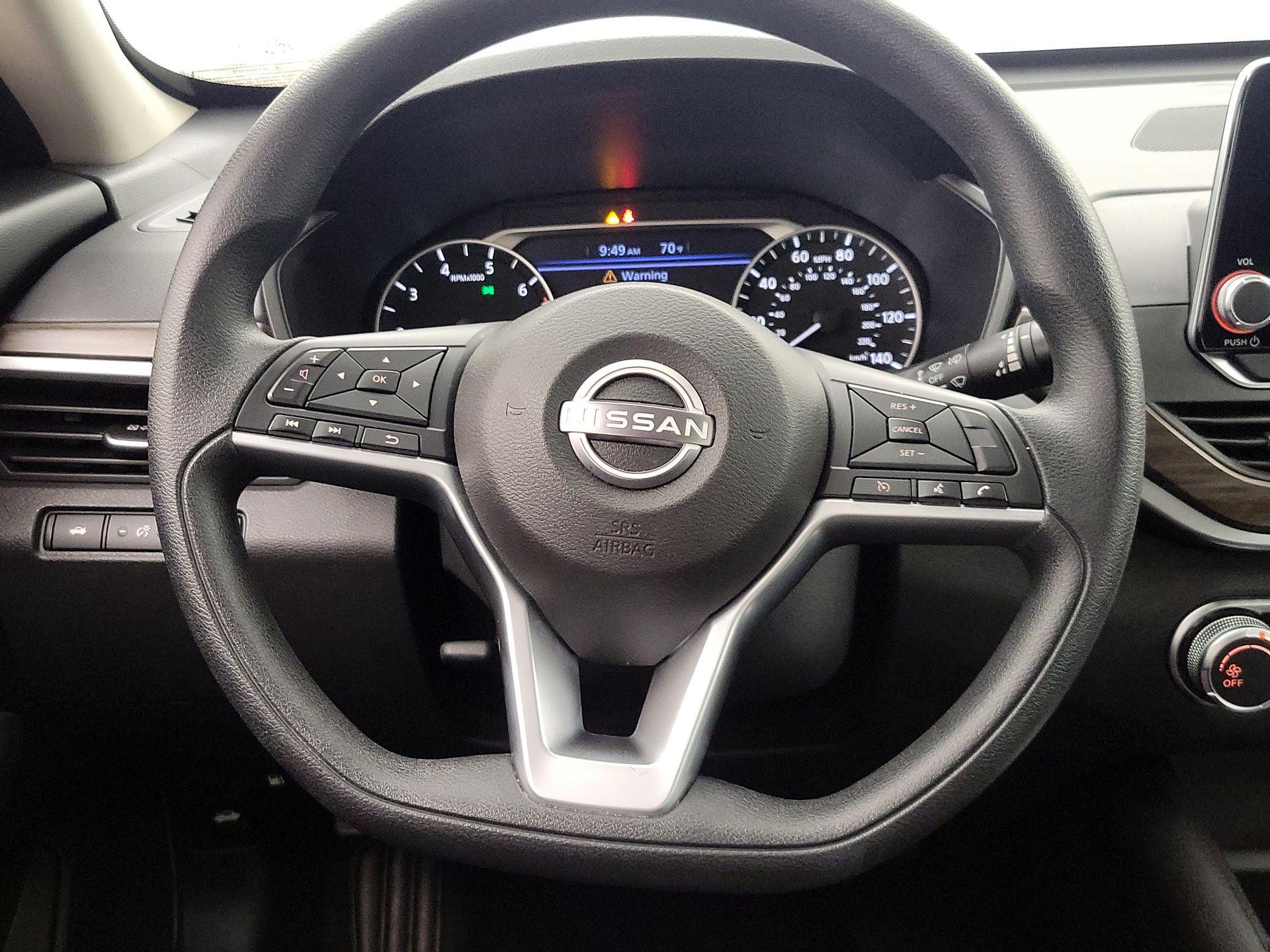 Thumbnail: 2025 Nissan Altima - 10