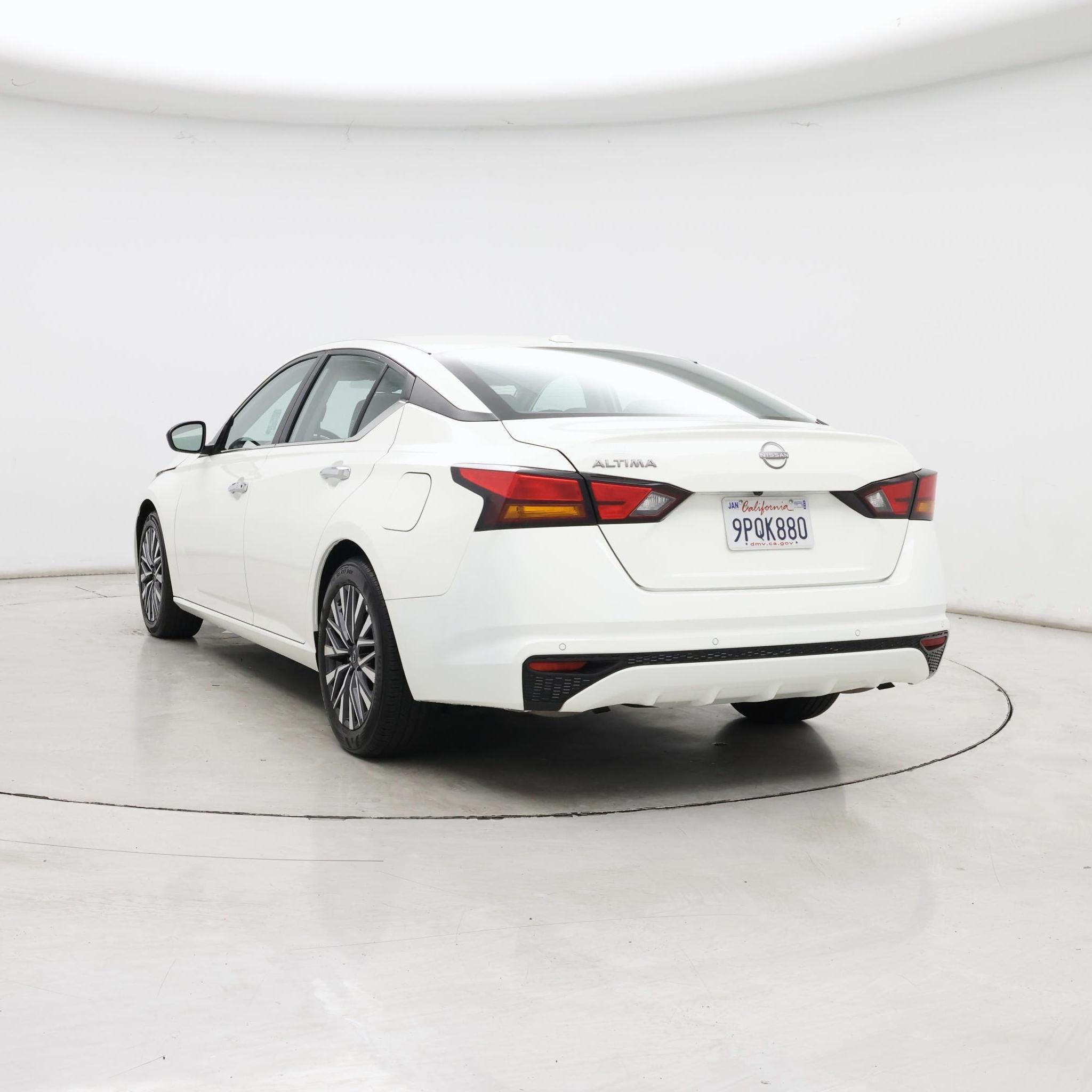 Thumbnail: 2025 Nissan Altima - 5