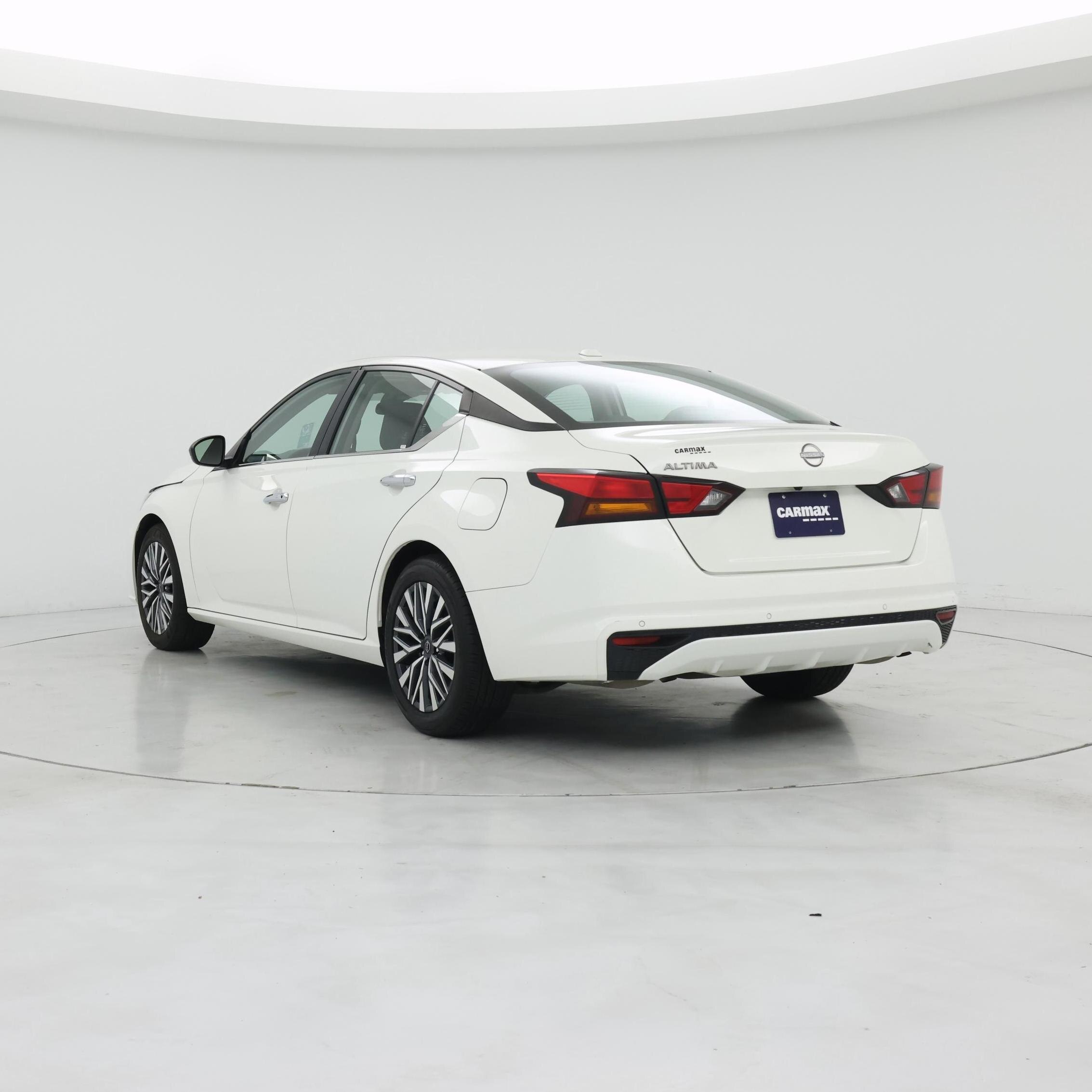 Thumbnail: 2025 Nissan Altima - 2