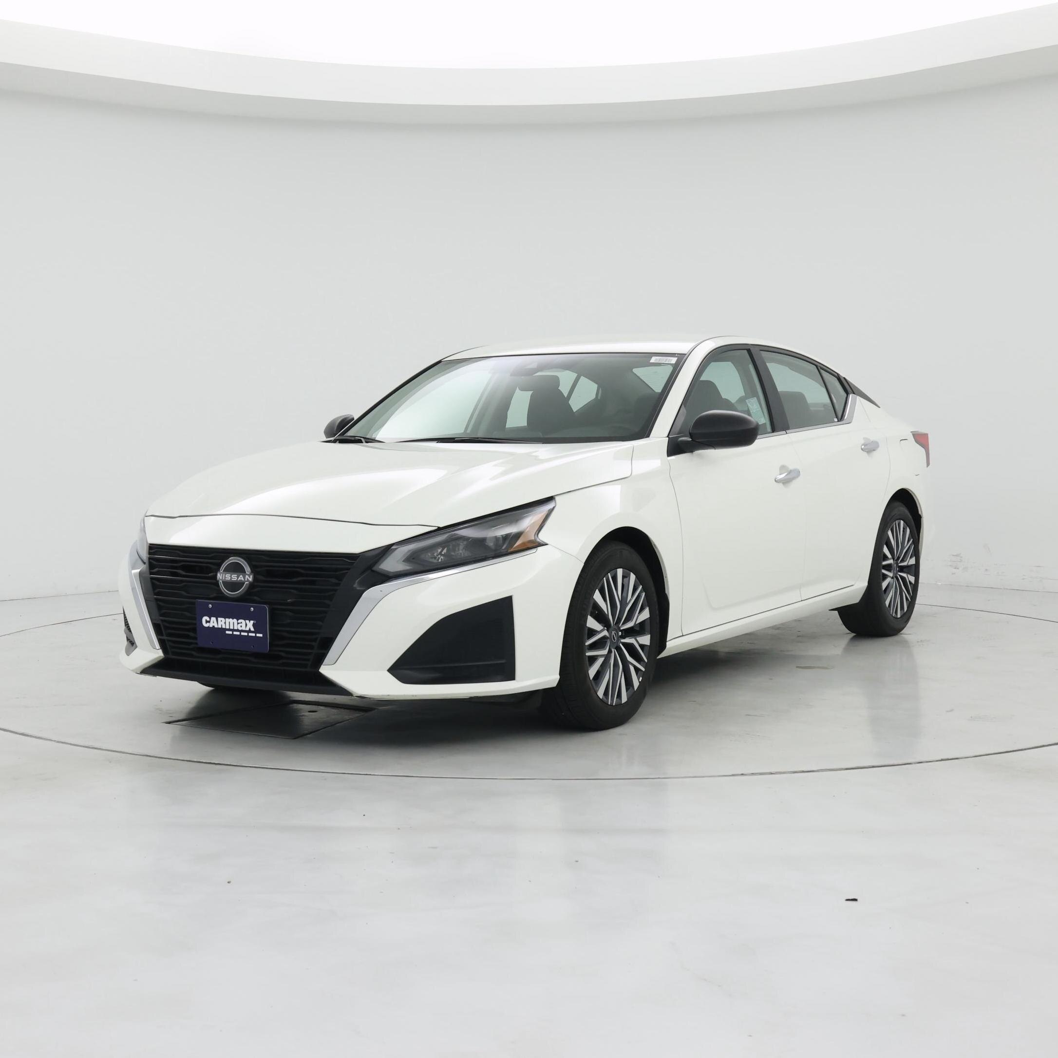 Thumbnail: 2025 Nissan Altima - 4