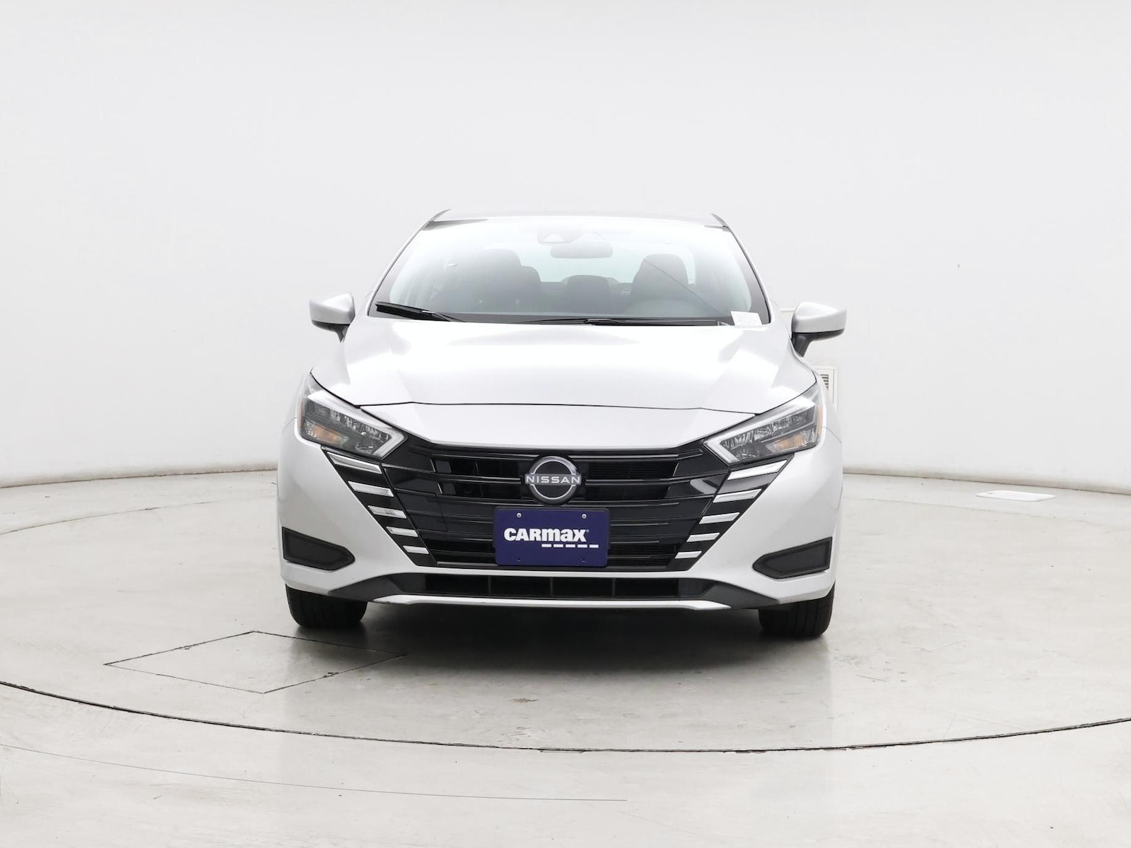 2025 Nissan Versa Sedan SV - Photo 6
