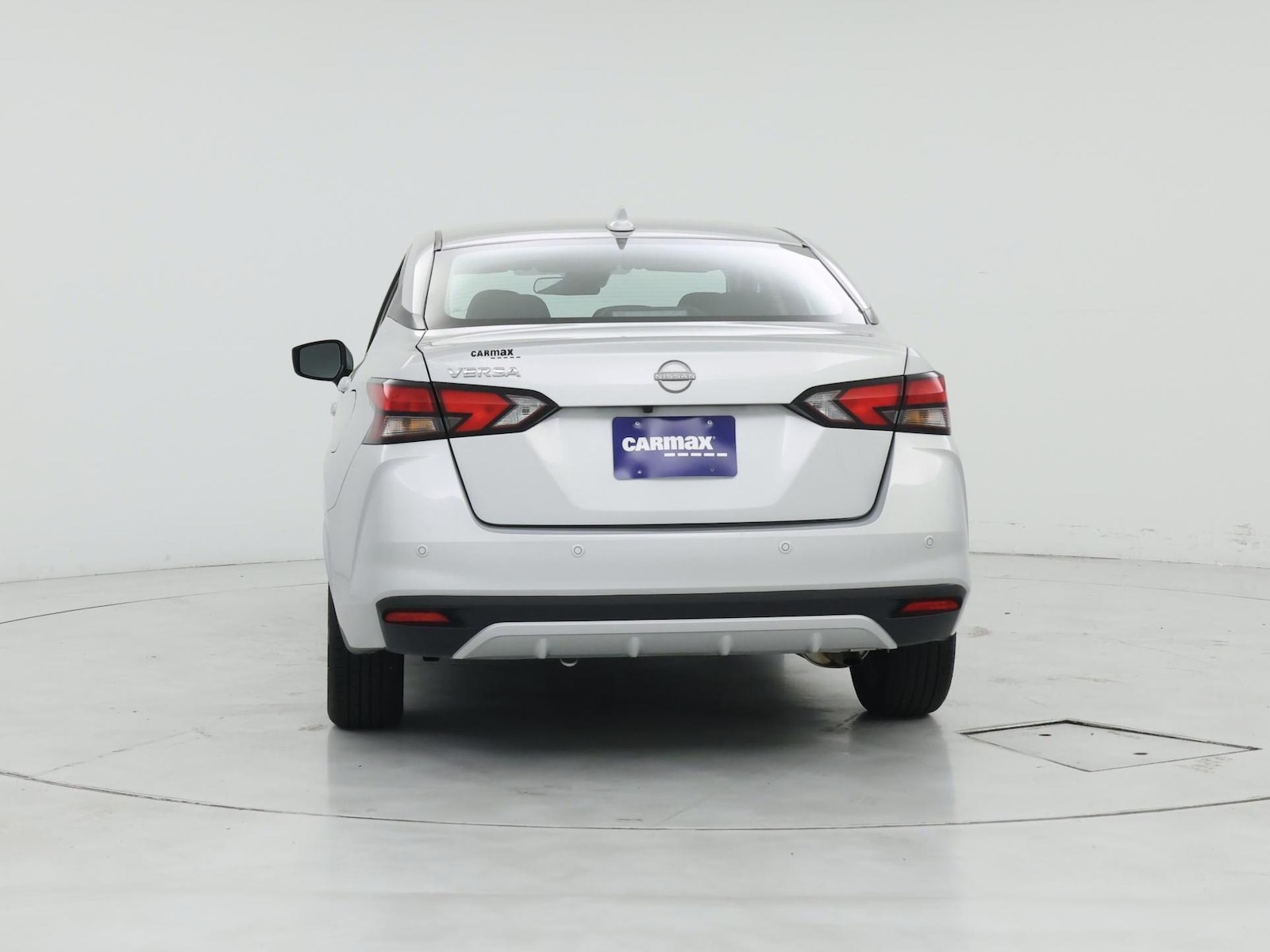 2025 Nissan Versa Sedan SV - Photo 7