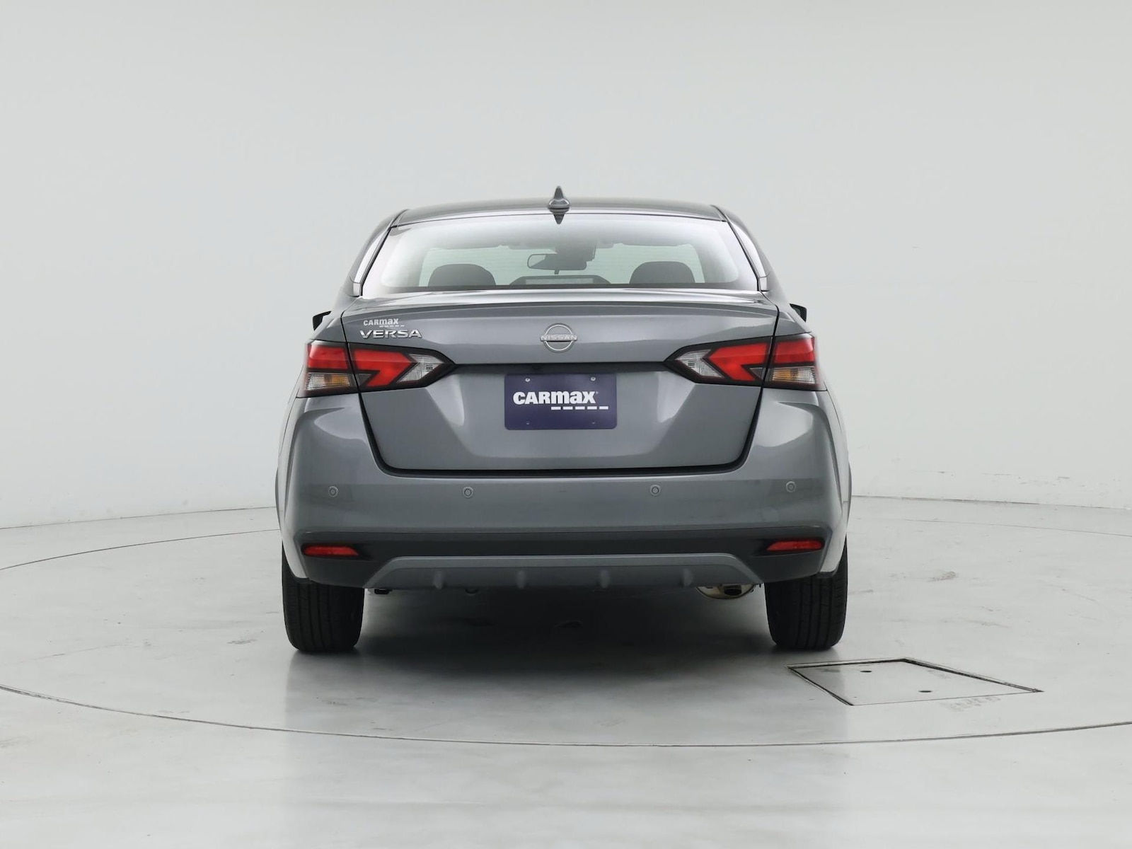 2025 Nissan Versa Sedan SV - Photo 7