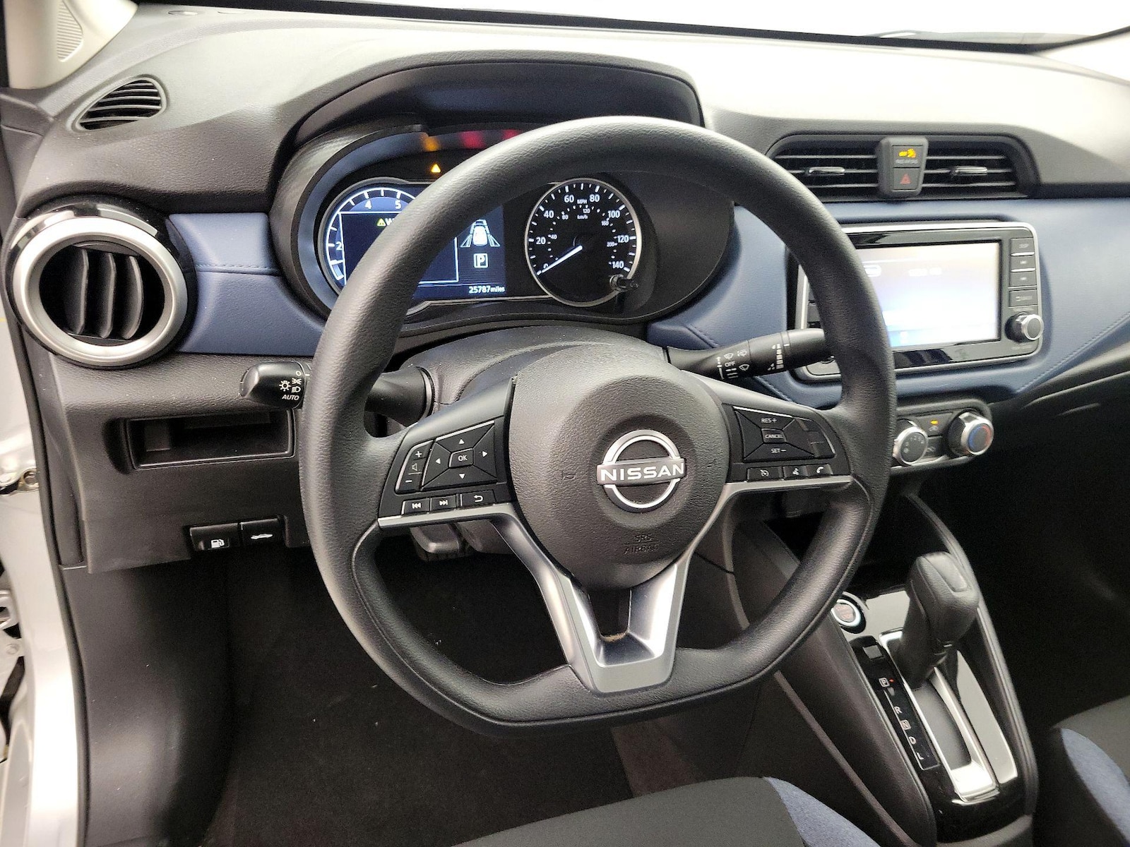 2025 Nissan Versa Sedan SV - Photo 11