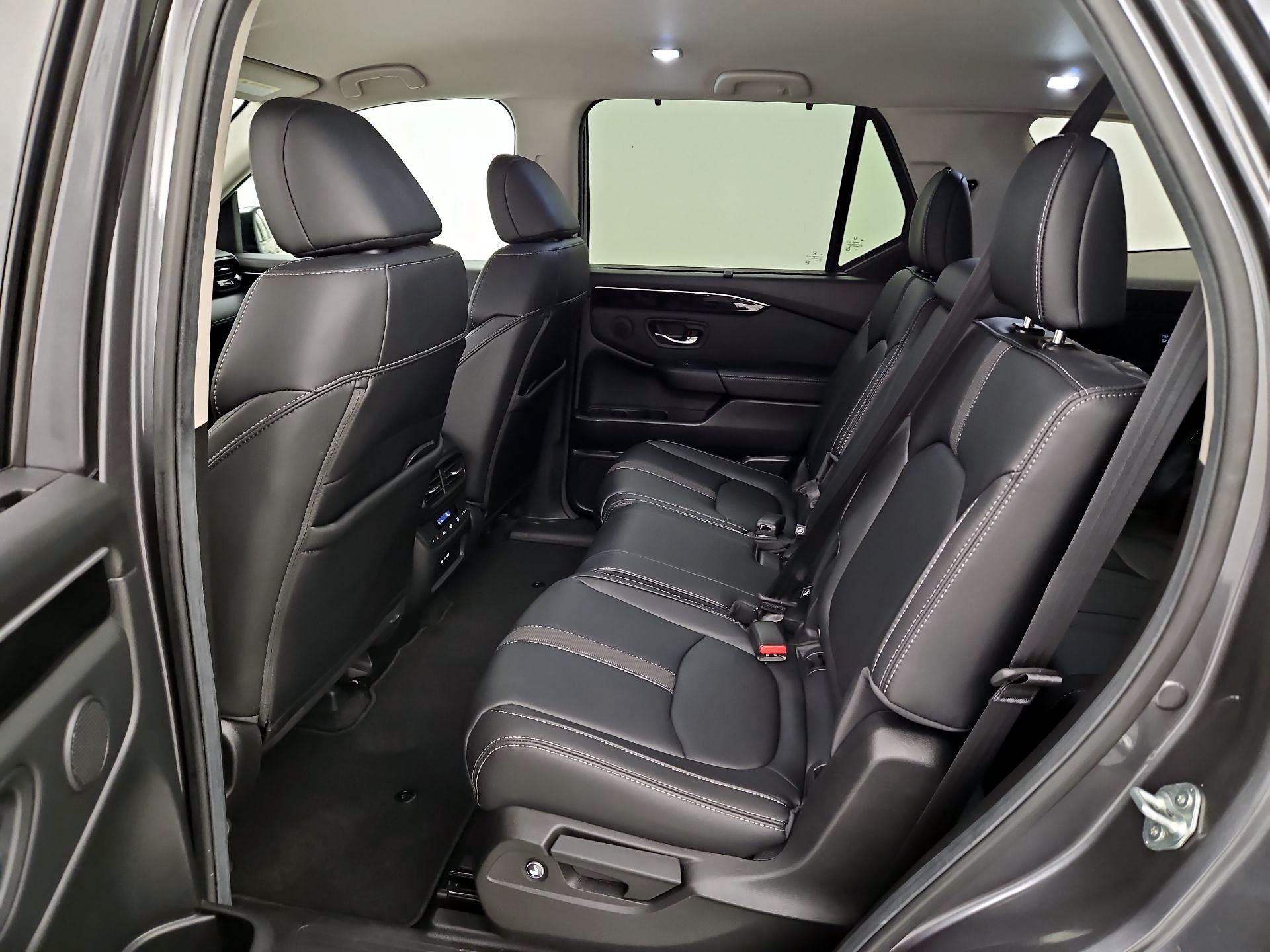 Thumbnail: 2025 Honda Pilot - 19