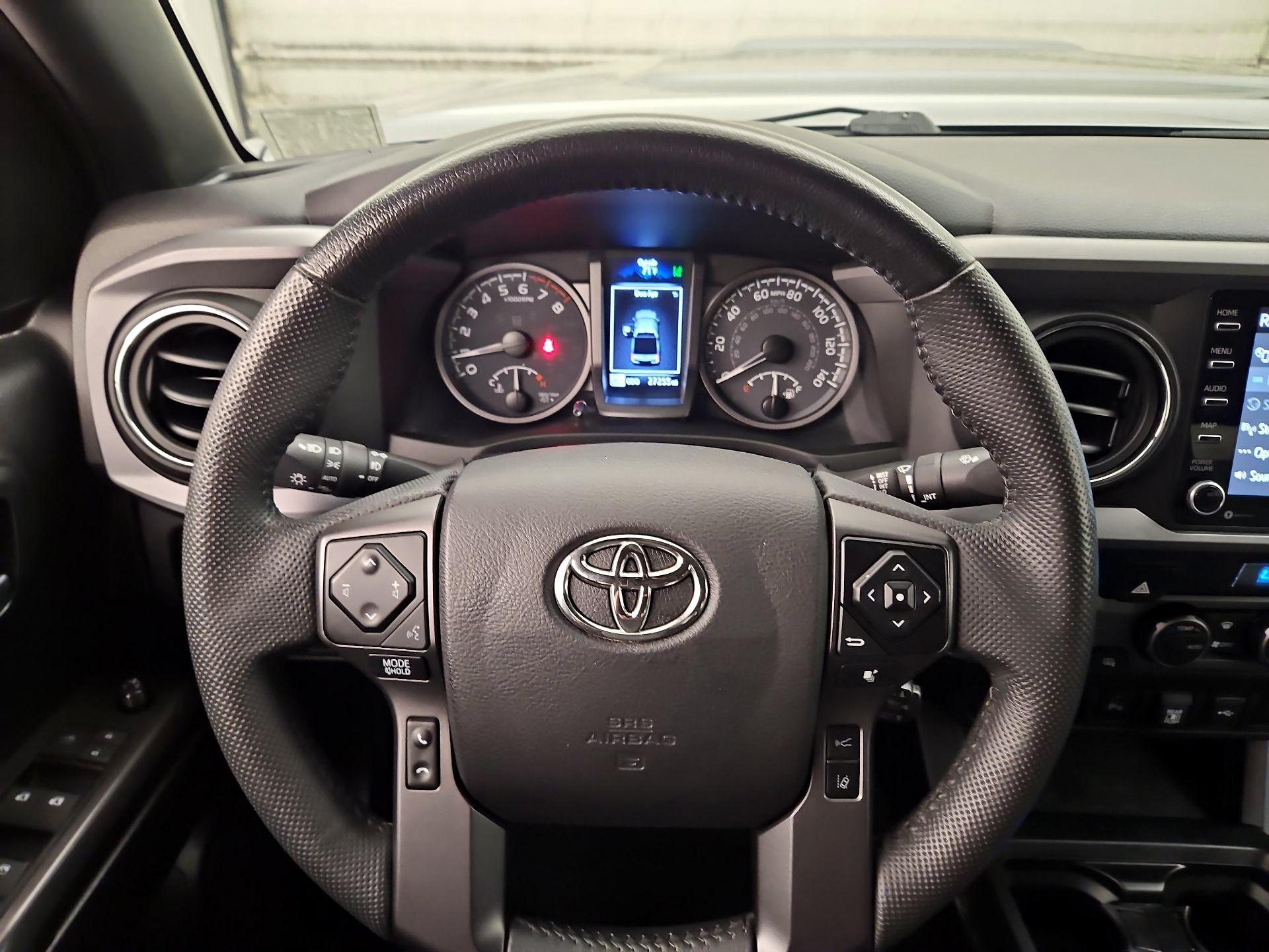 Thumbnail: 2022 Toyota Tacoma - 10