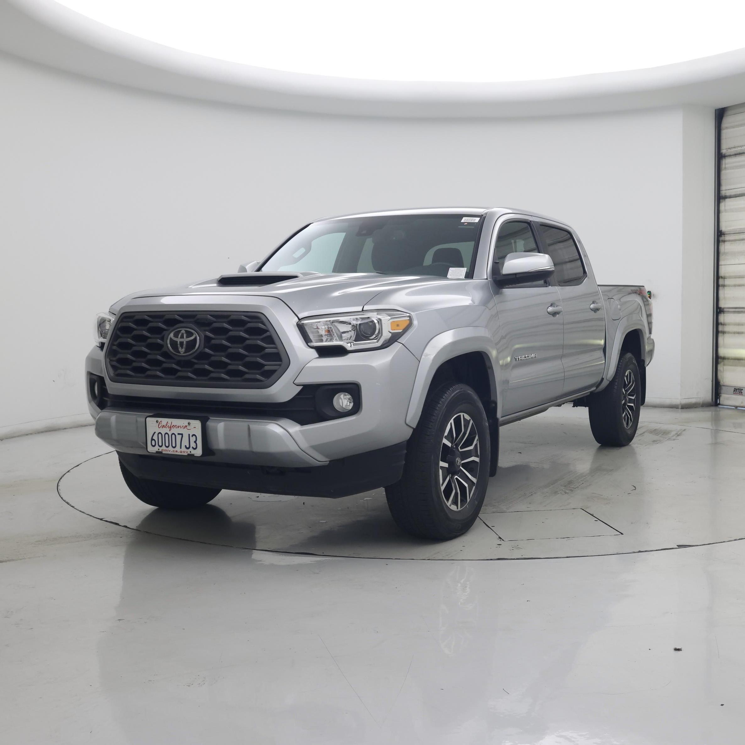 Thumbnail: 2022 Toyota Tacoma - 4