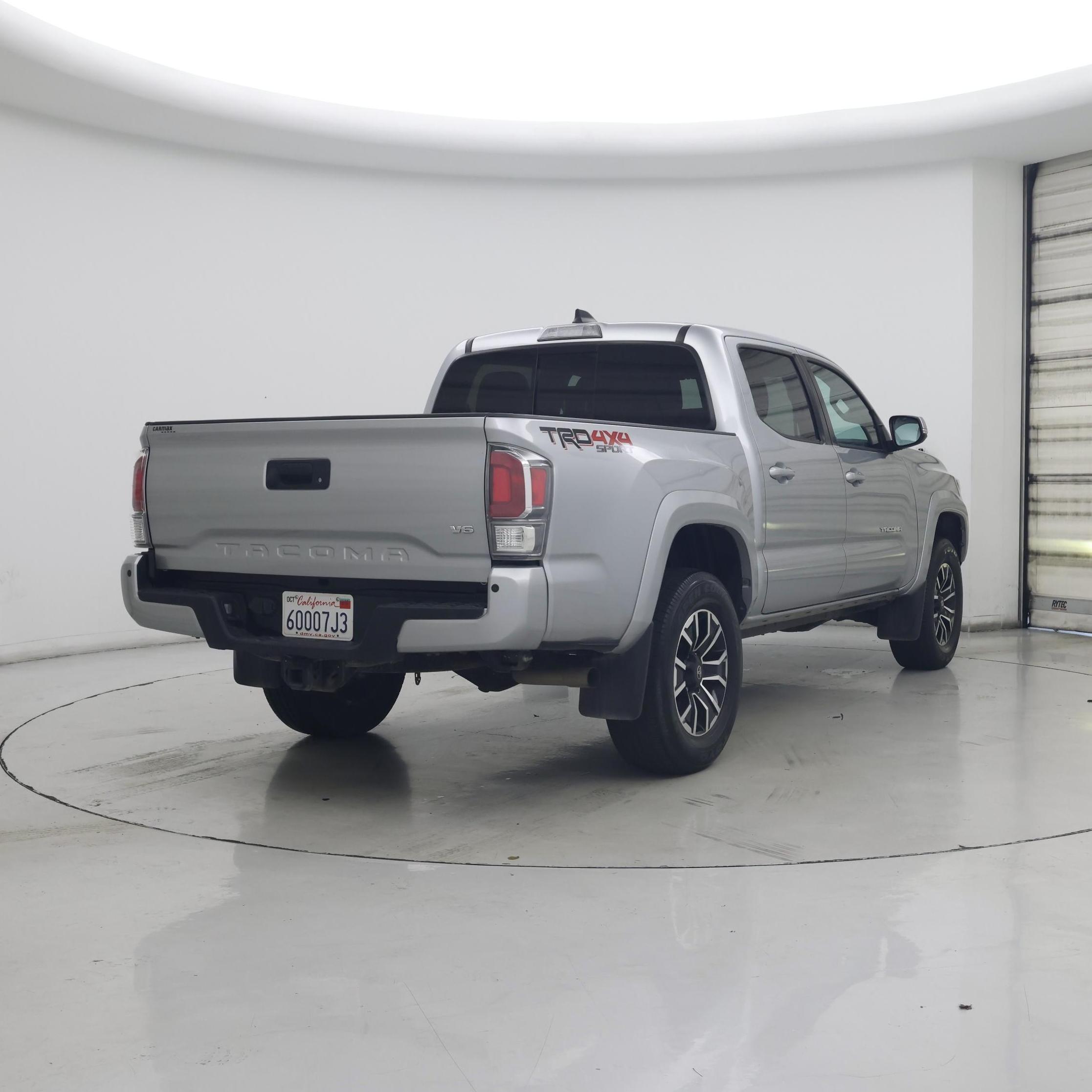 Thumbnail: 2022 Toyota Tacoma - 8
