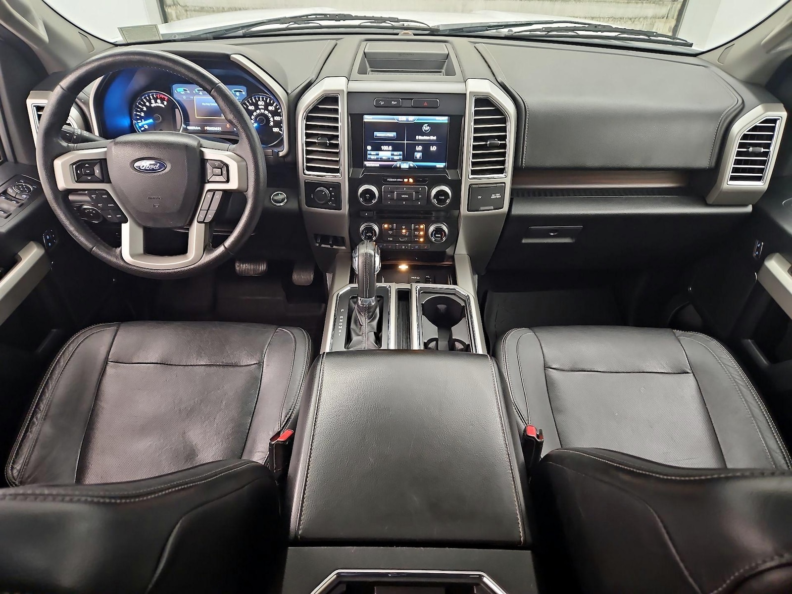 2015 Ford F-150 Lariat - Photo 10