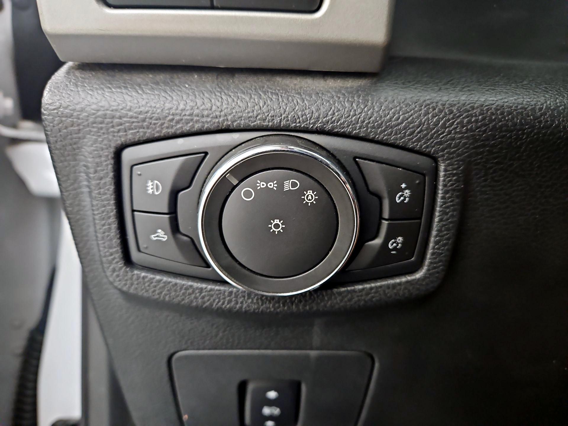 Thumbnail: 2015 Ford F-150 - 13