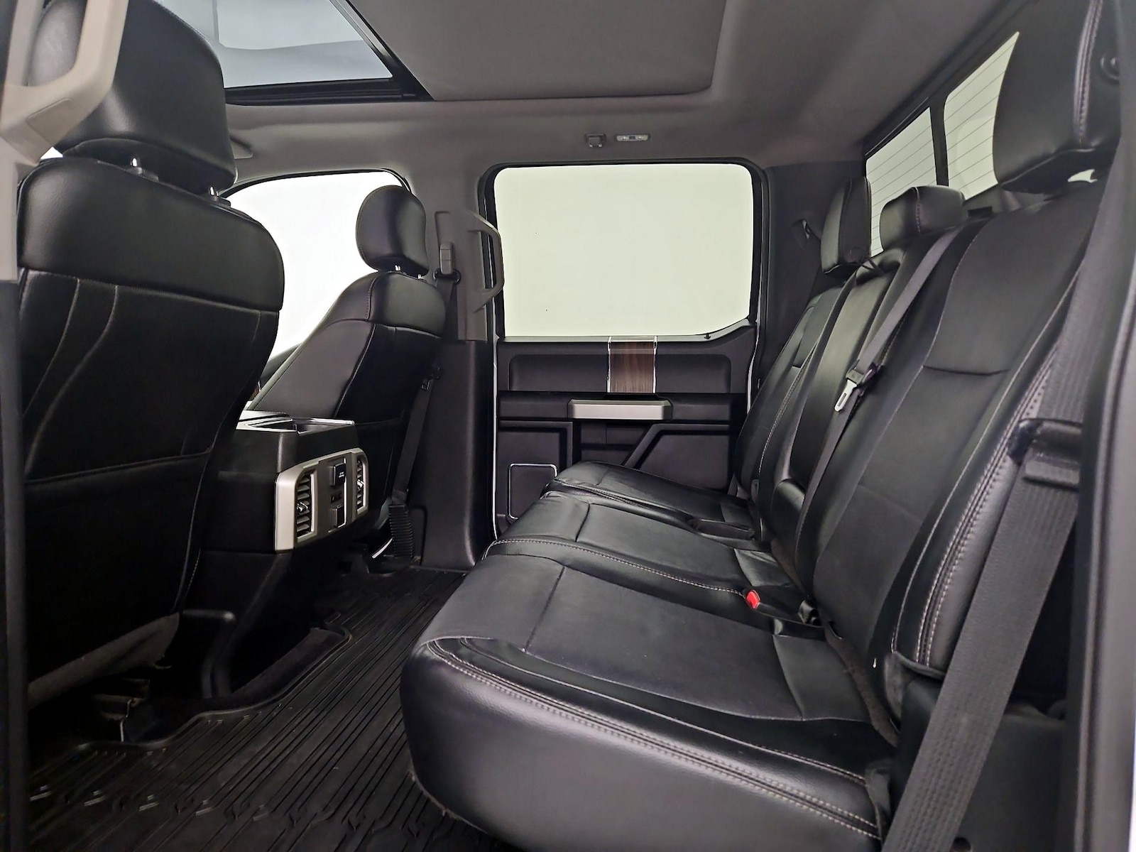 2015 Ford F-150 Lariat - Photo 21