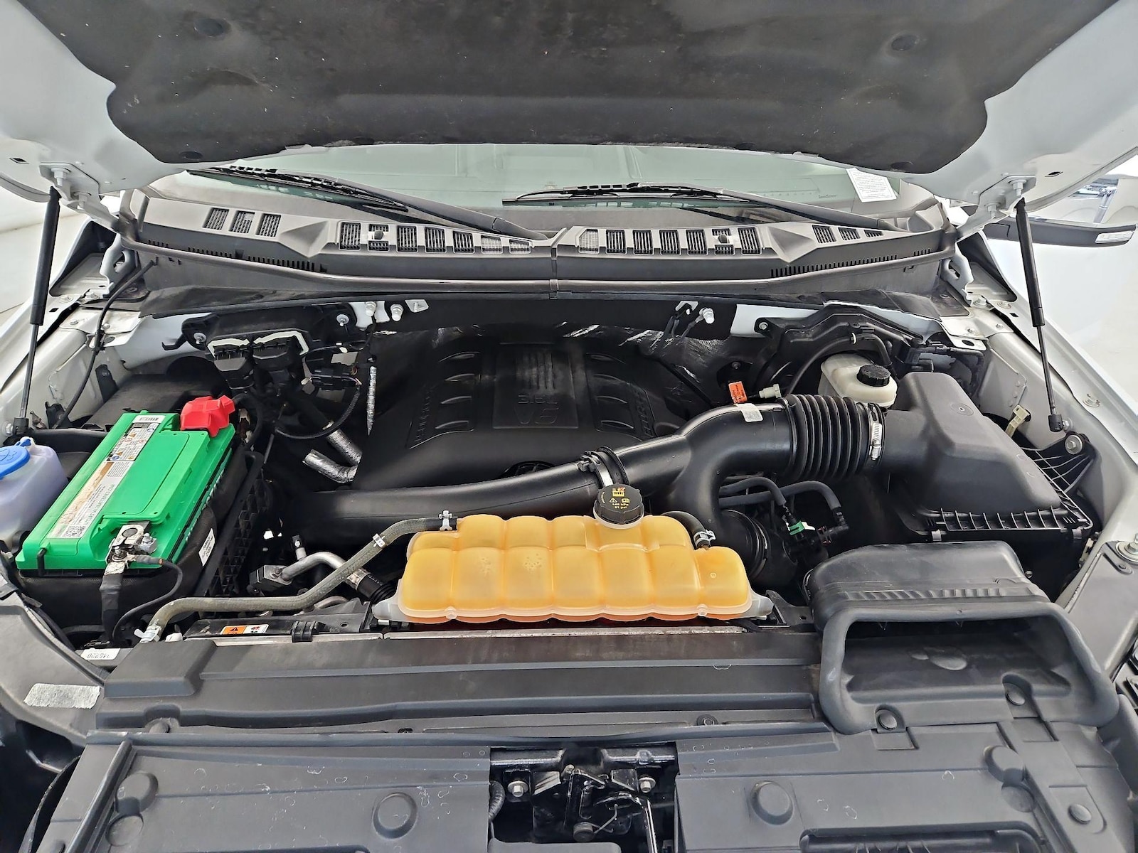 2015 Ford F-150 Lariat - Photo 23