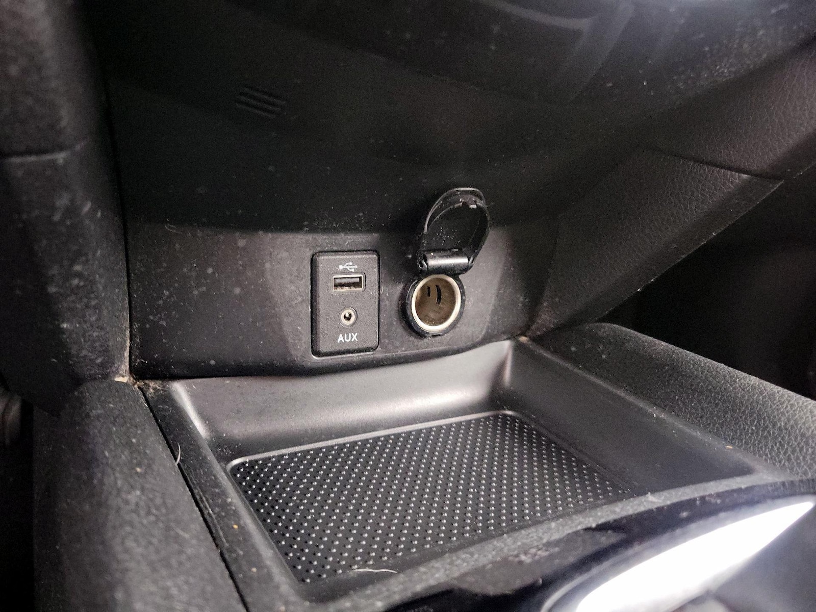 2017 Nissan Rogue SV - Photo 19