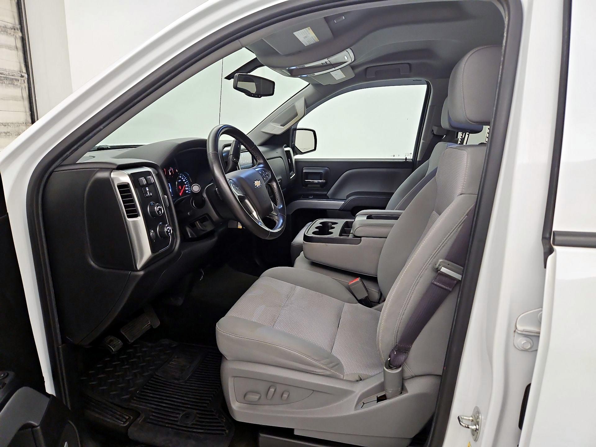 Thumbnail: 2017 Chevrolet Silverado 1500 - 11