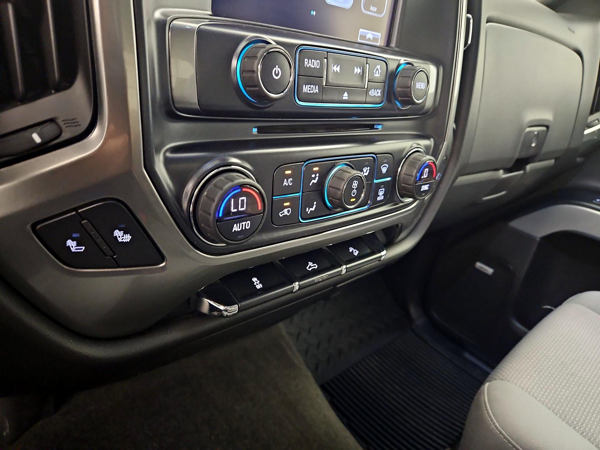 Thumbnail: 2017 Chevrolet Silverado 1500 - 16