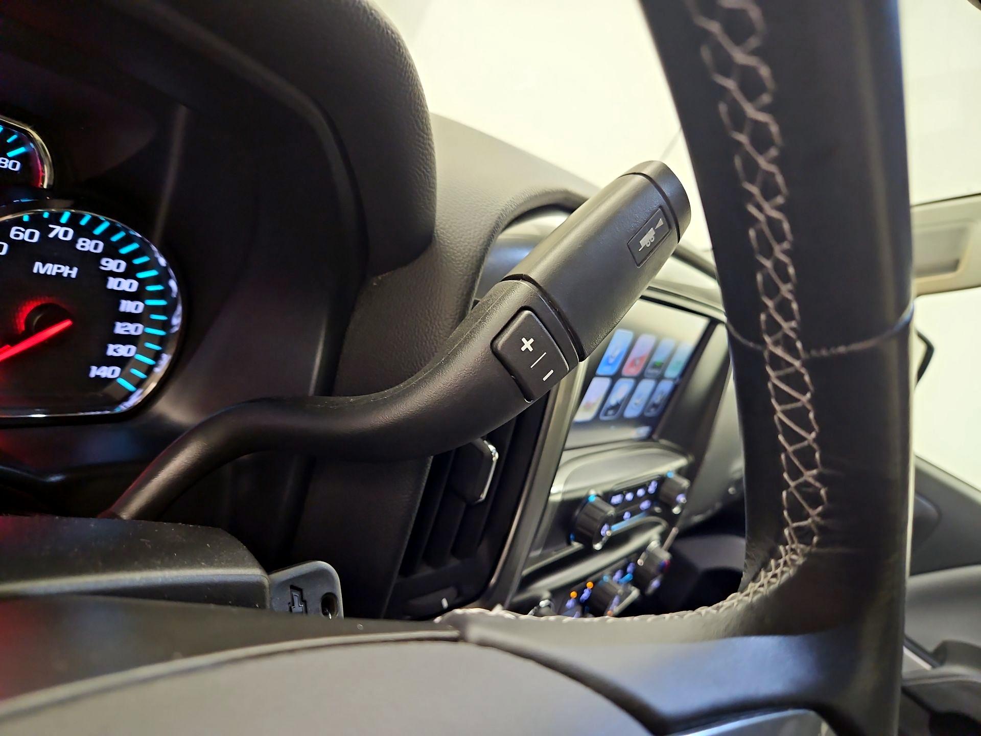 Thumbnail: 2017 Chevrolet Silverado 1500 - 17