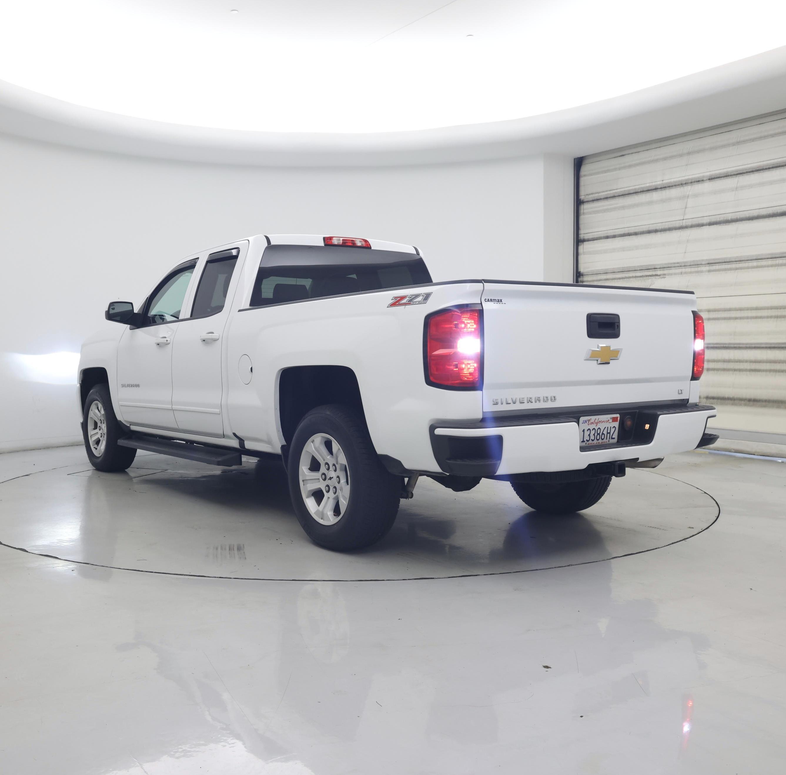 Thumbnail: 2017 Chevrolet Silverado 1500 - 2