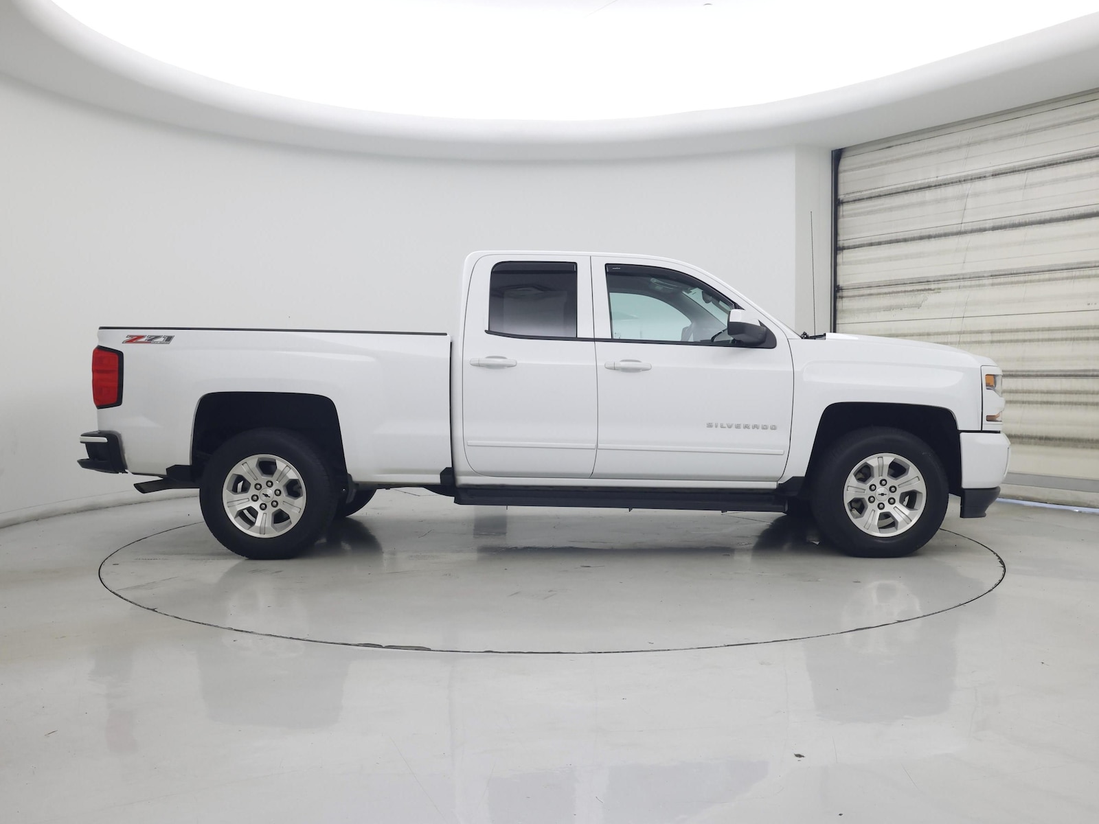 2017 Chevrolet Silverado 1500 LT Z71 - Photo 8