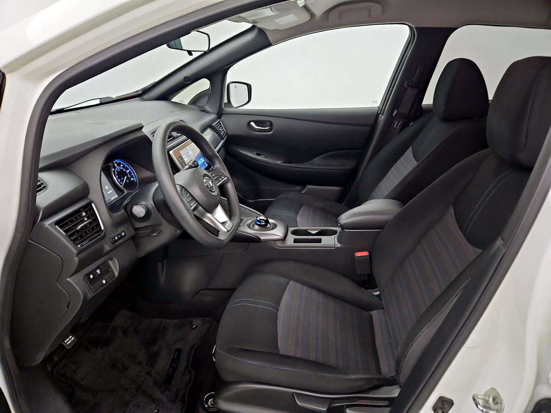 Thumbnail: 2022 Nissan Leaf - 11
