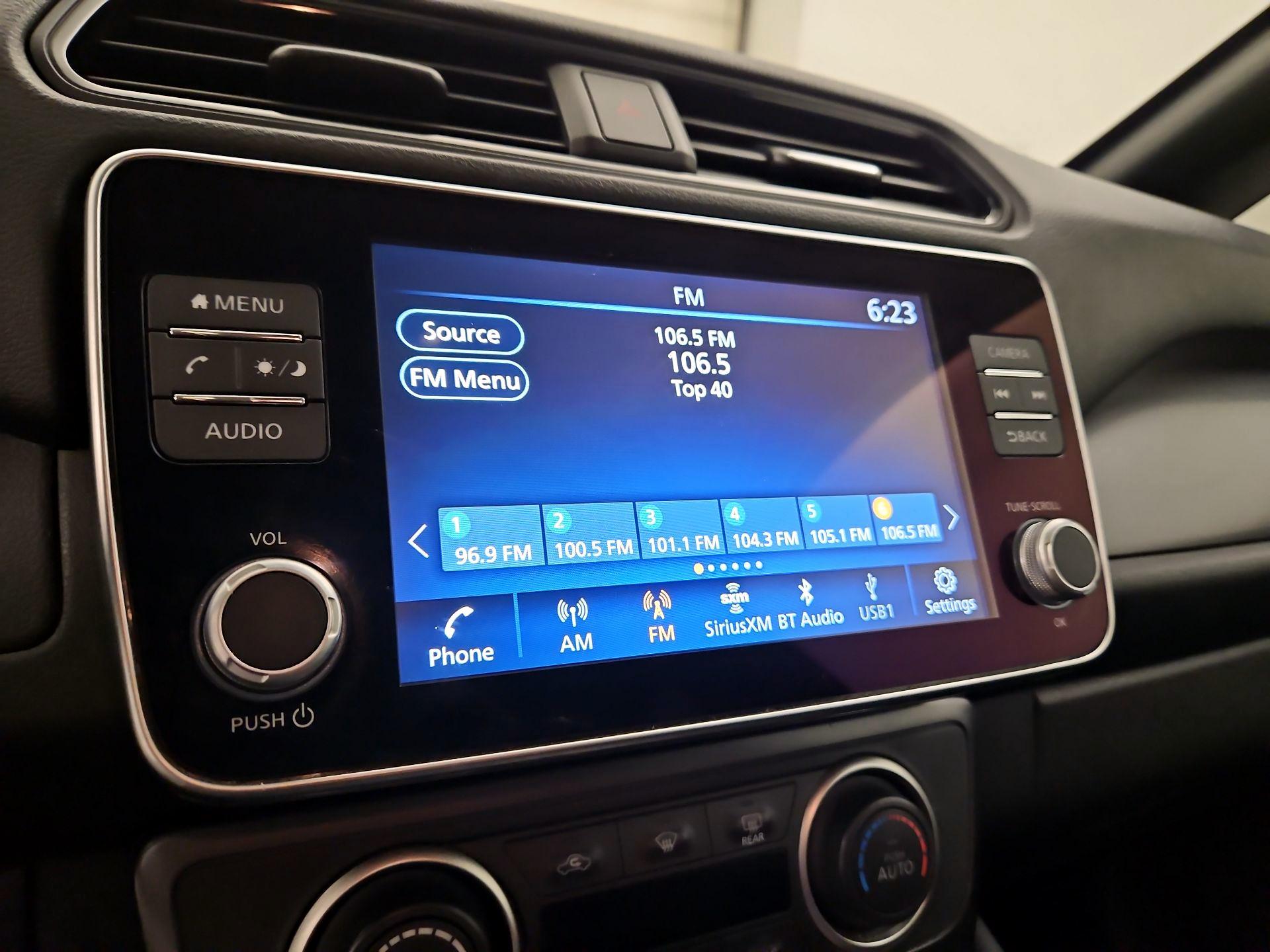 Thumbnail: 2022 Nissan Leaf - 15