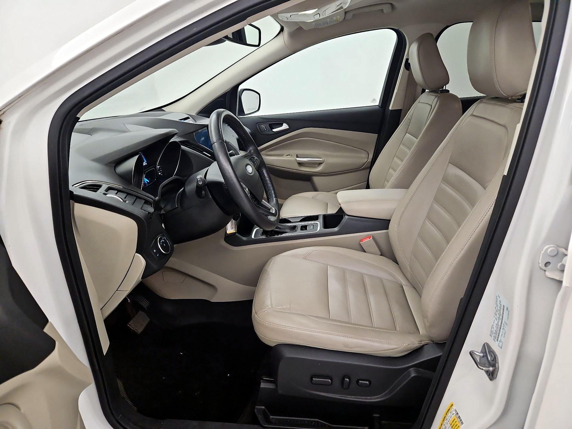 Thumbnail: 2018 Ford Escape - 11