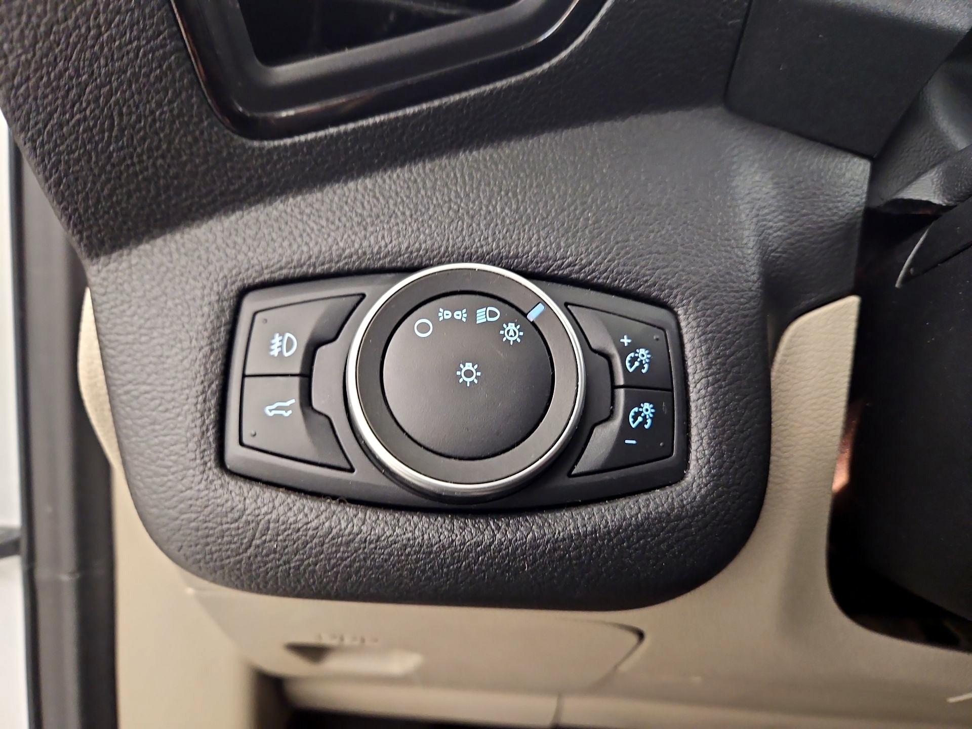 Thumbnail: 2018 Ford Escape - 13