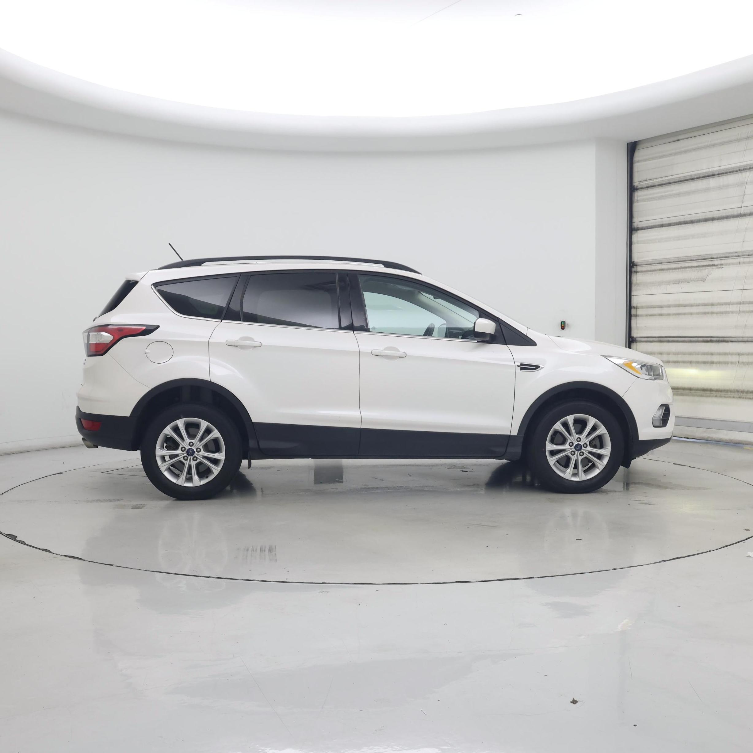 Thumbnail: 2018 Ford Escape - 7
