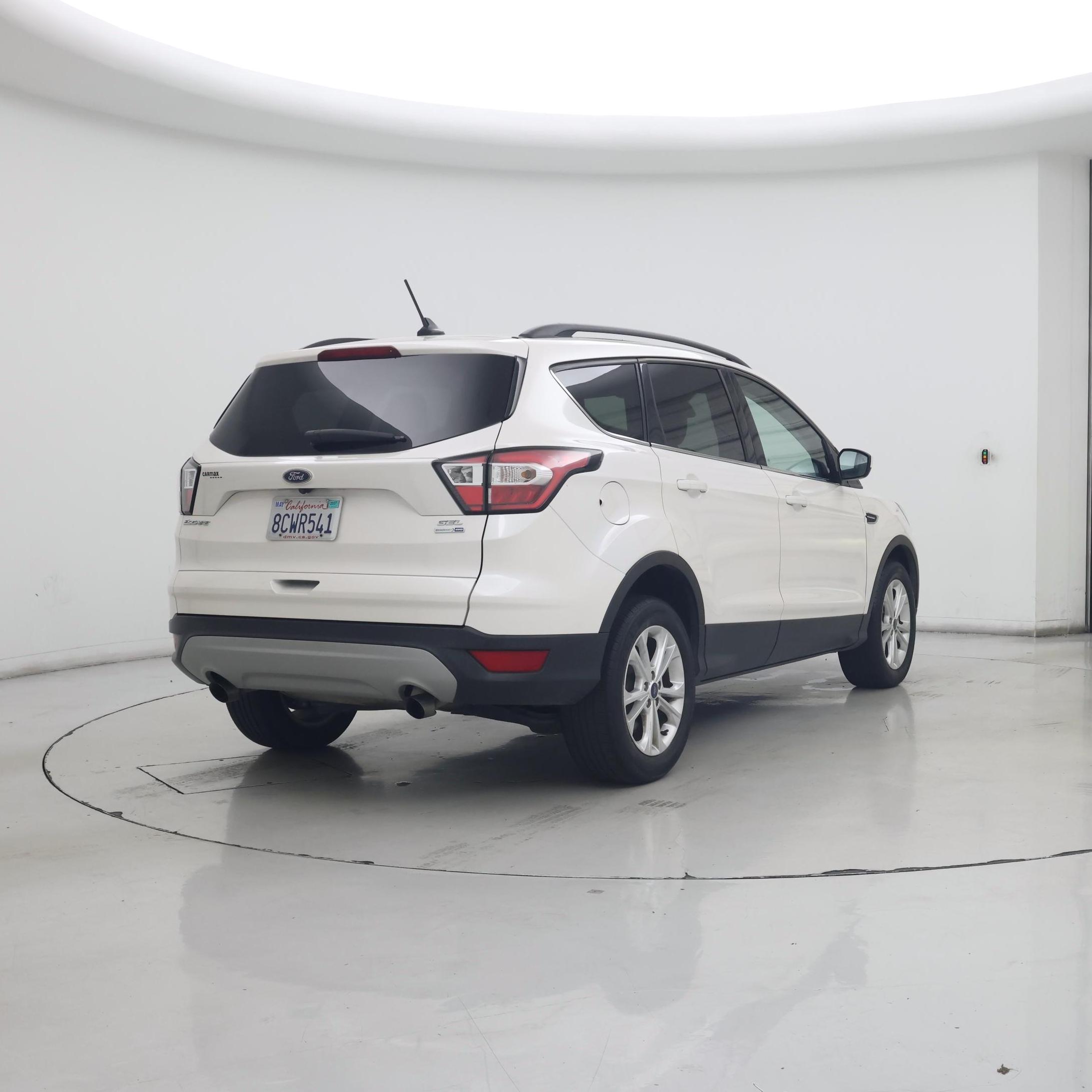 Thumbnail: 2018 Ford Escape - 8