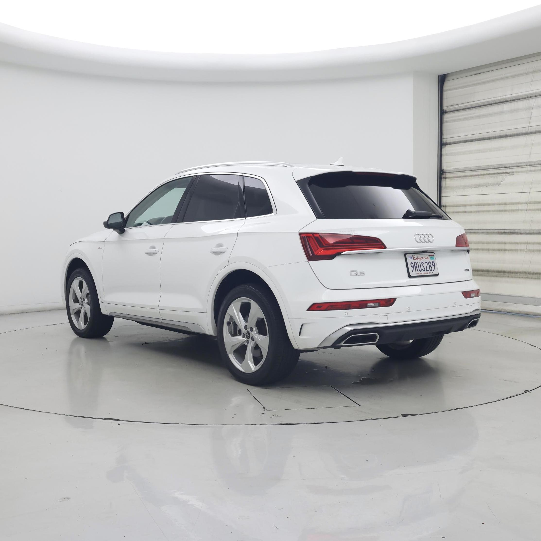 Thumbnail: 2023 Audi Q5 - 2
