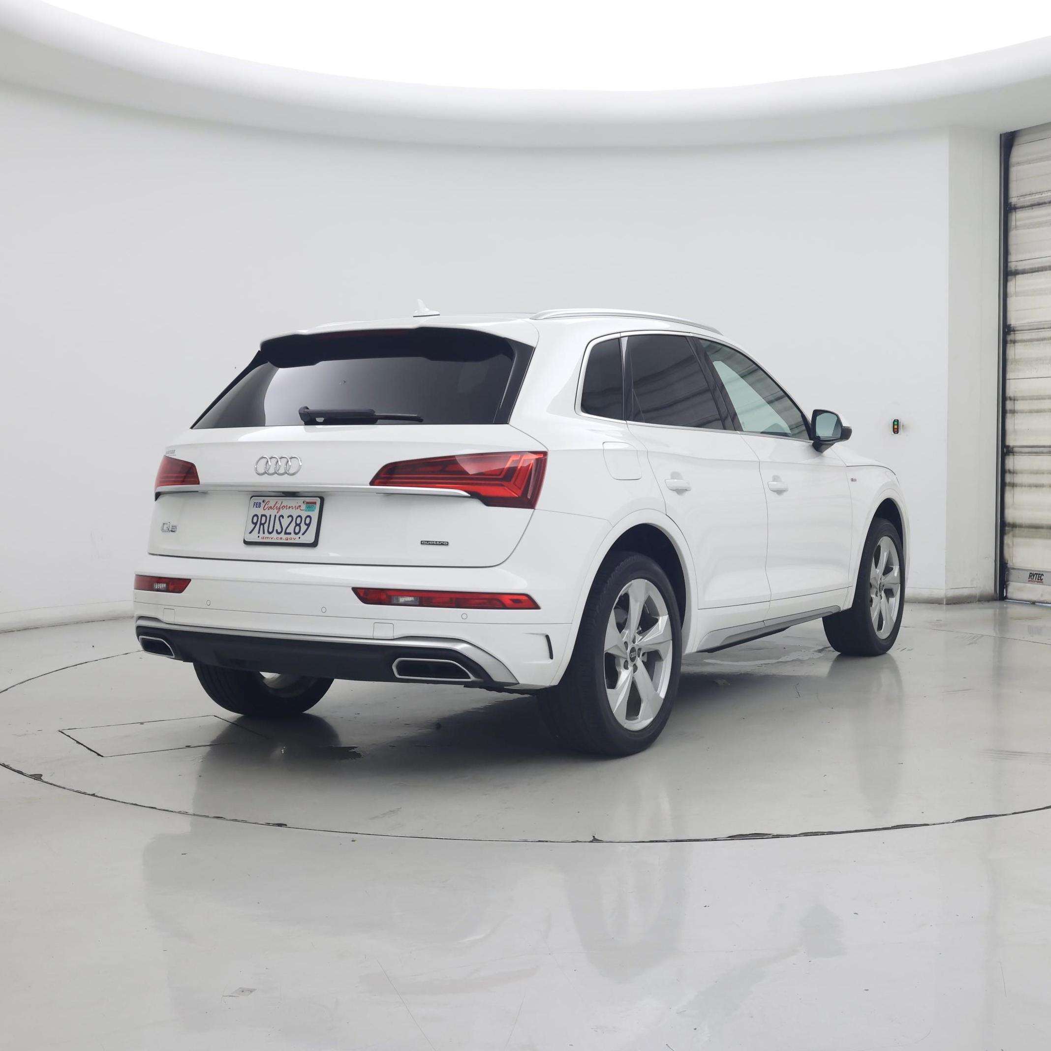 Thumbnail: 2023 Audi Q5 - 8