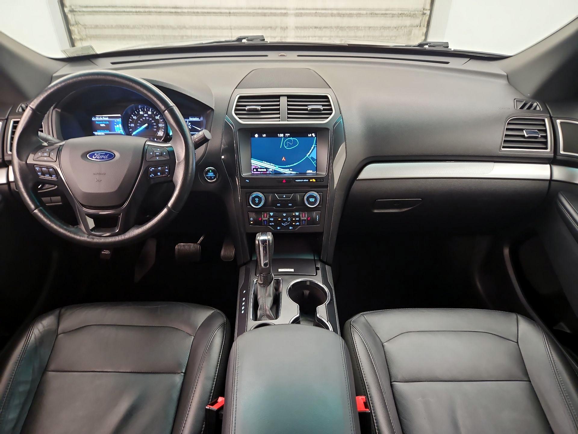 Thumbnail: 2017 Ford Explorer - 9