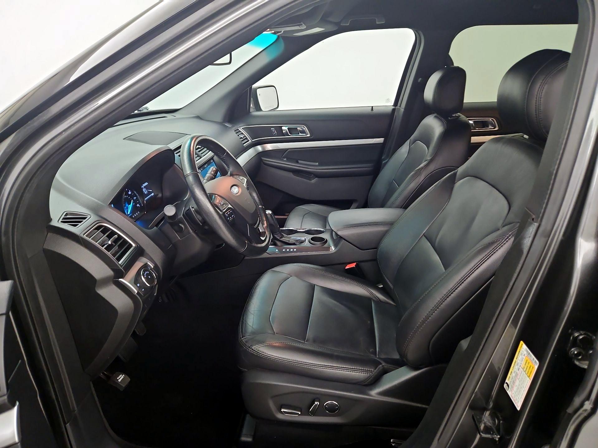 Thumbnail: 2017 Ford Explorer - 11