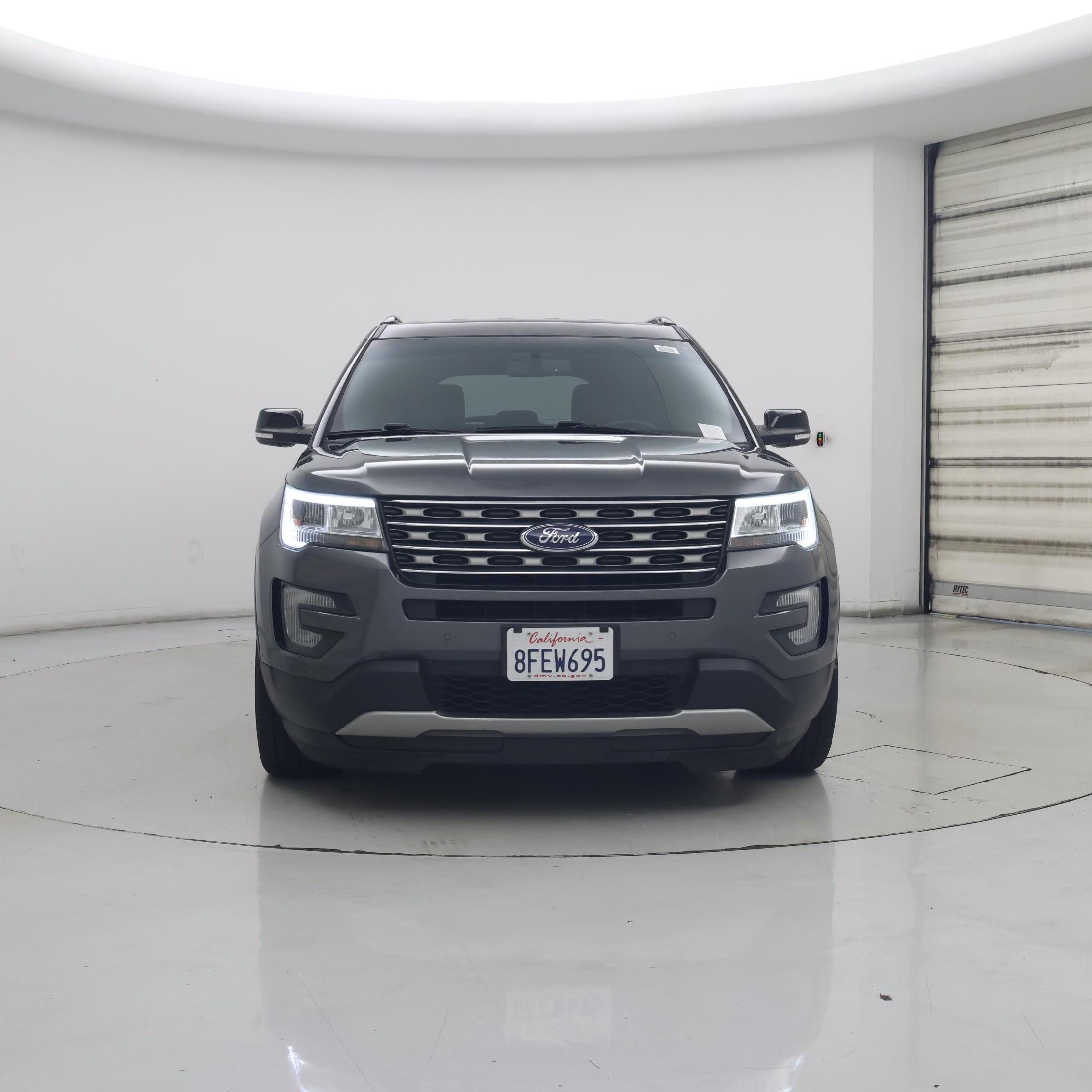 Thumbnail: 2017 Ford Explorer - 5