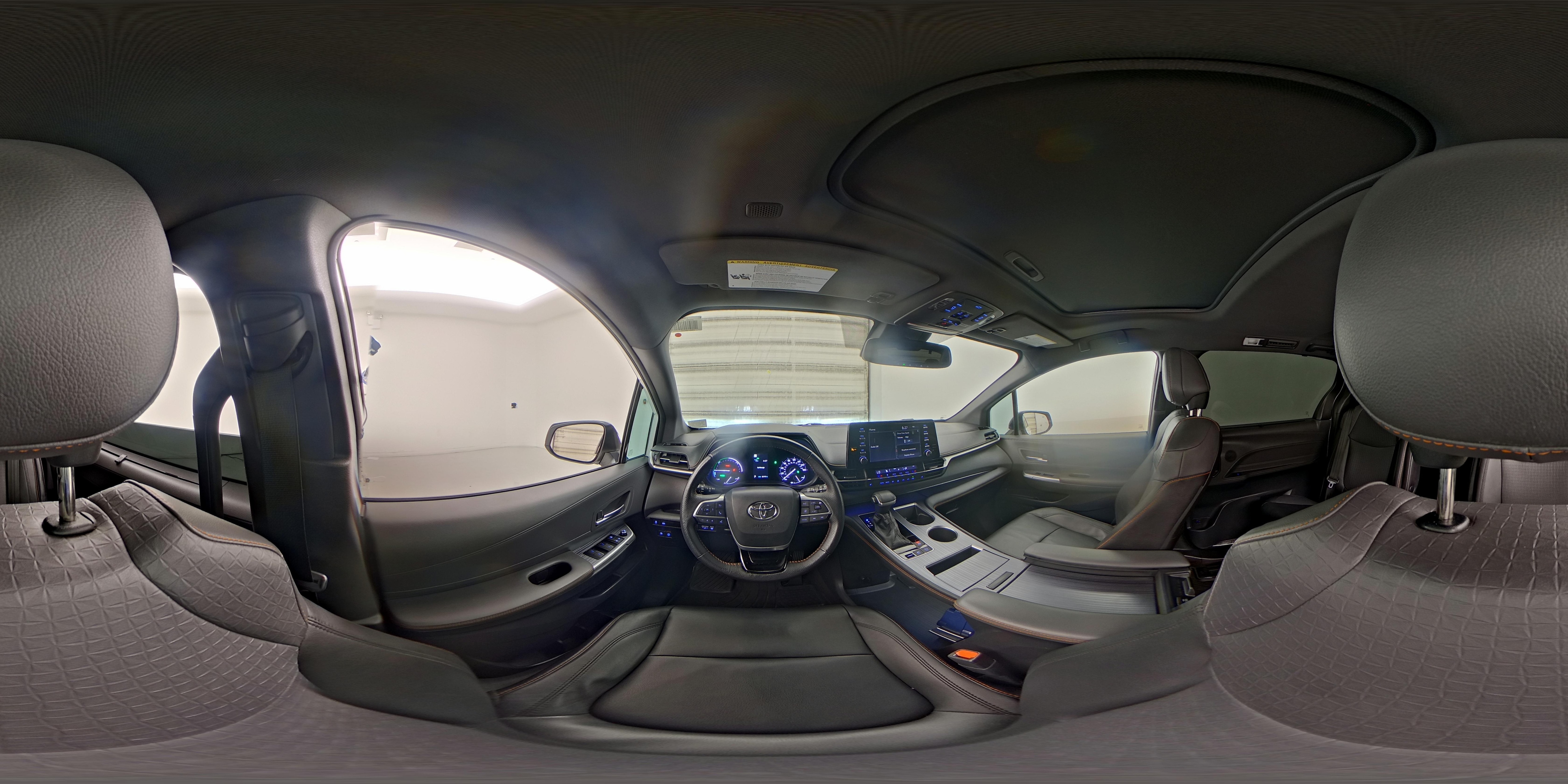 2021 Toyota Sienna XSE - Photo 30